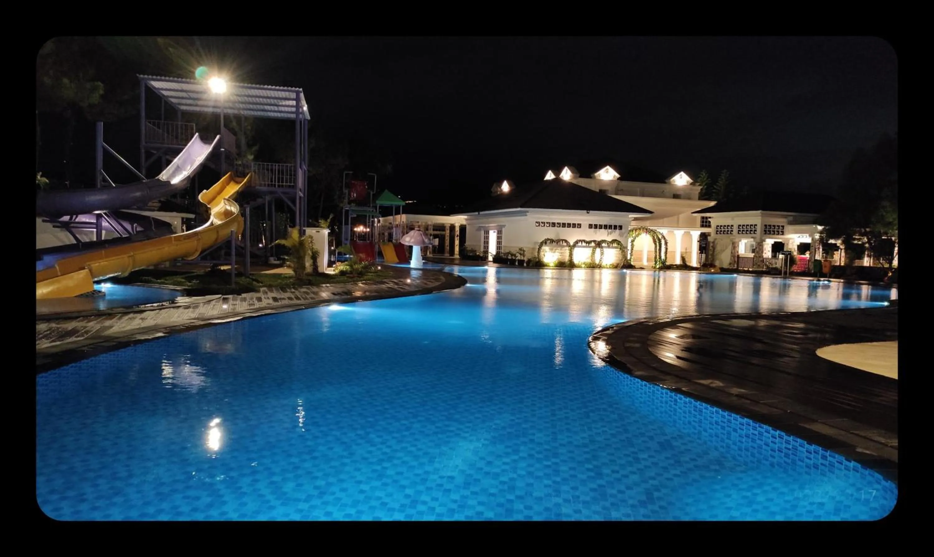 Swimming pool in Beth Kasegaran Theresia