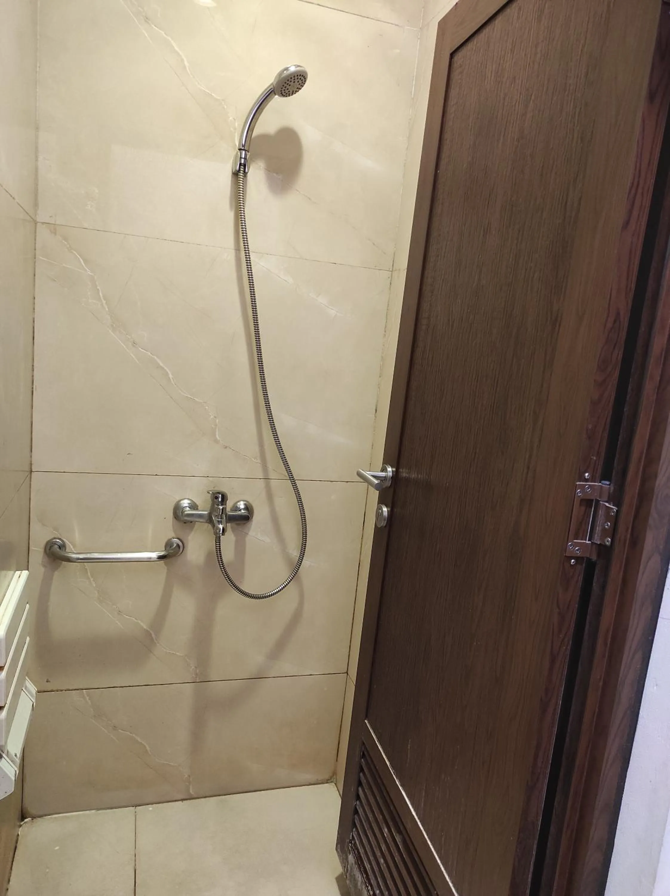 Bathroom in Beth Kasegaran Theresia