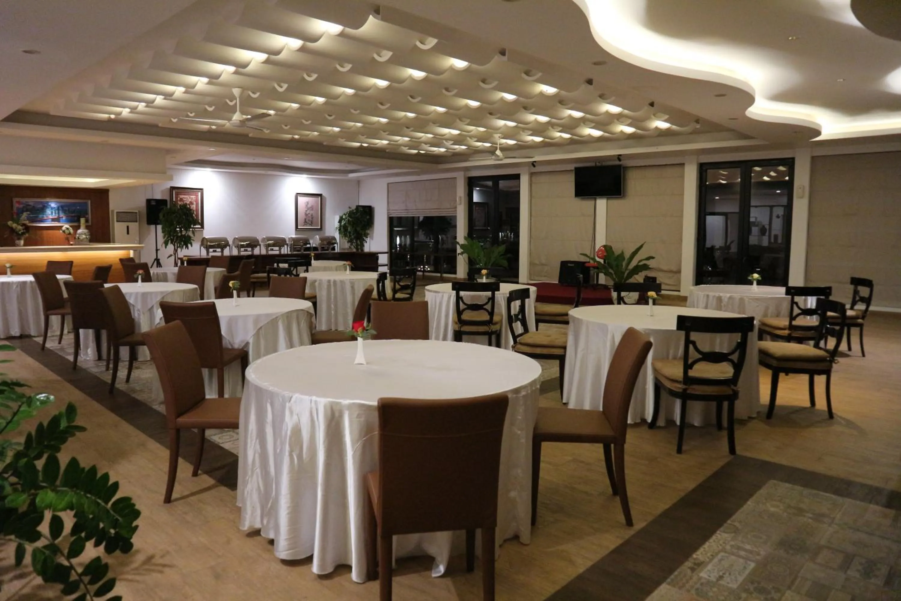 Restaurant/places to eat in Beth Kasegaran Theresia