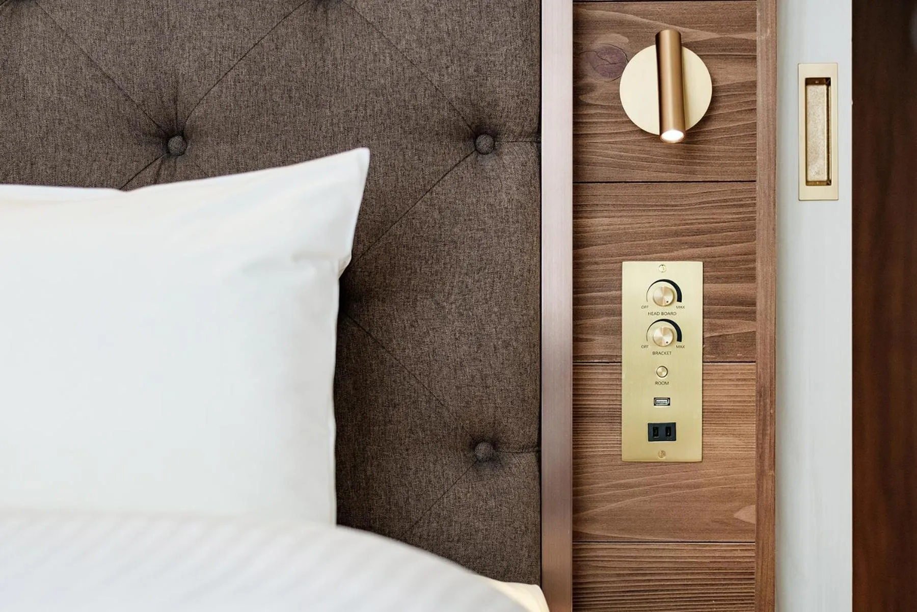 Area and facilities, Bed in THE KNOT SAPPORO