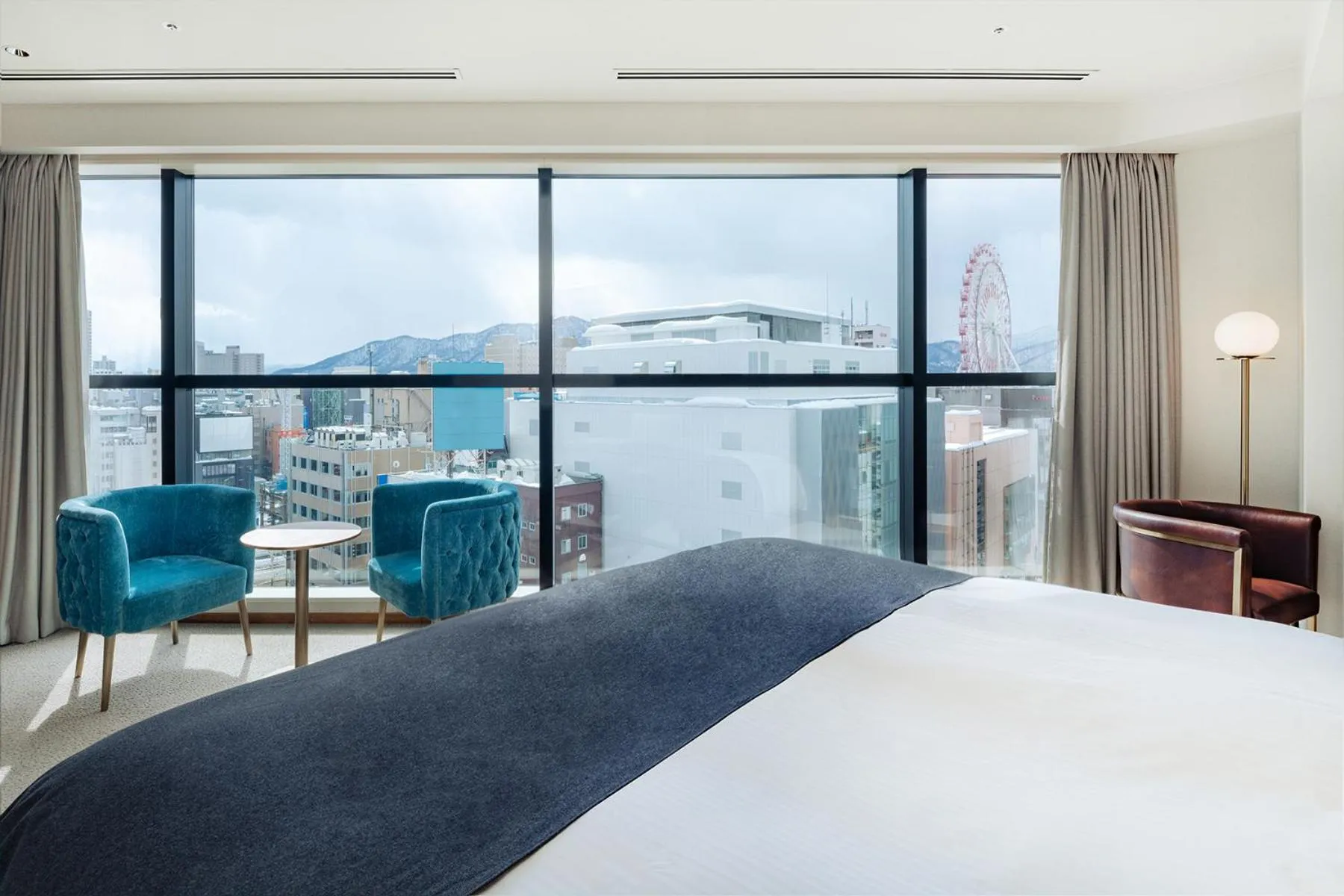 Photo of the whole room, Bed in THE KNOT SAPPORO