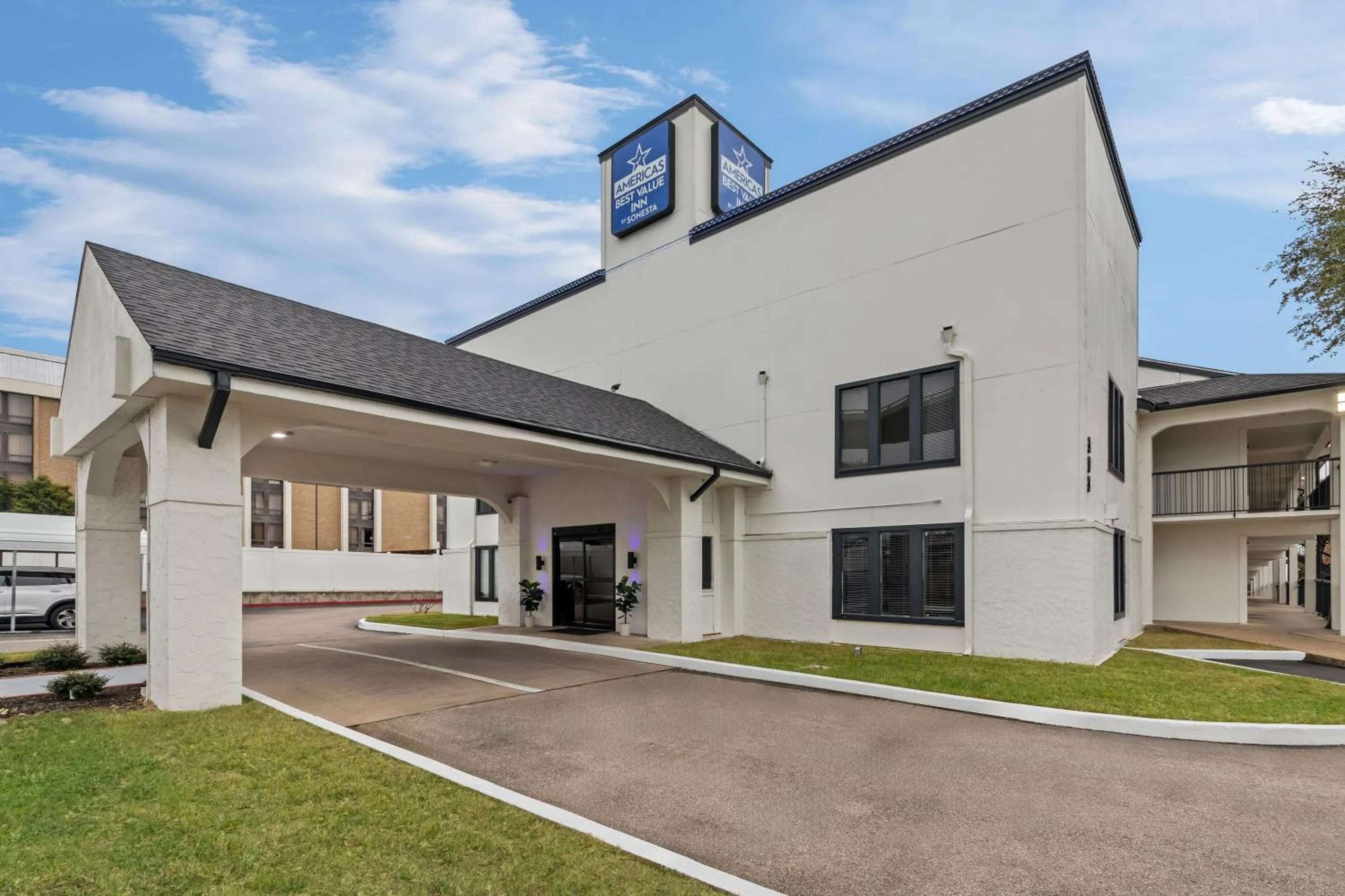 Property building in Americas Best Value Inn Austin