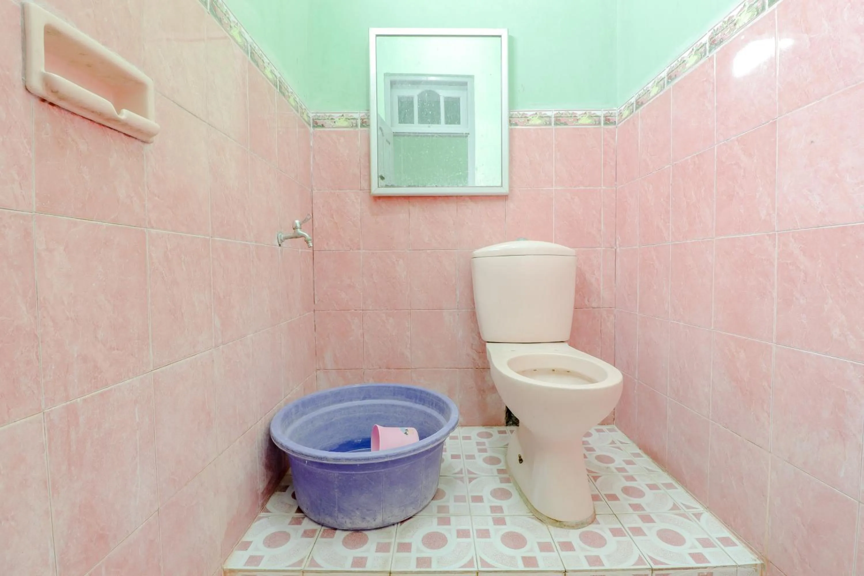 Bathroom in Losmen Panorama