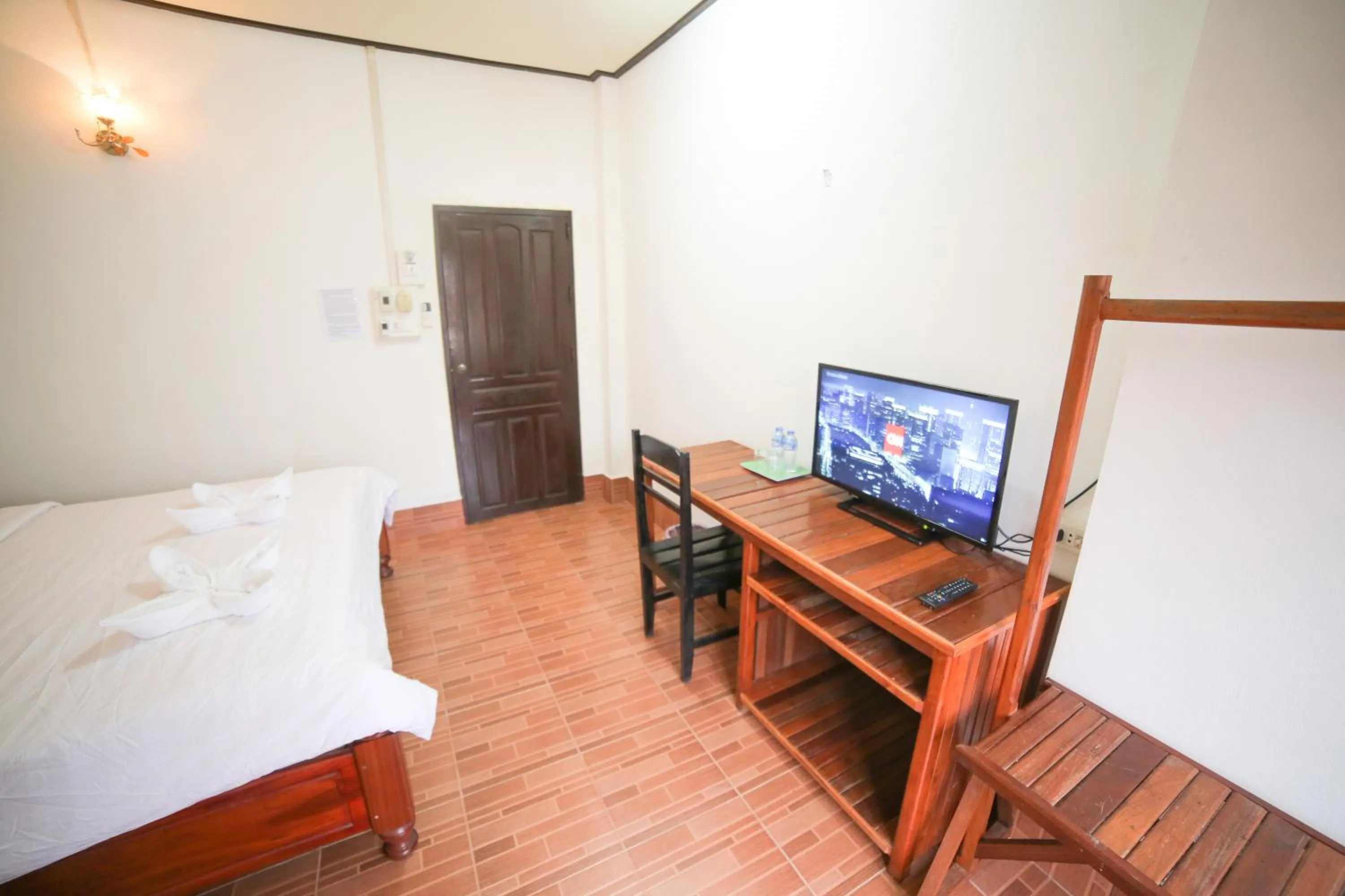 Photo of the whole room, Bed in Maylay Guesthouse