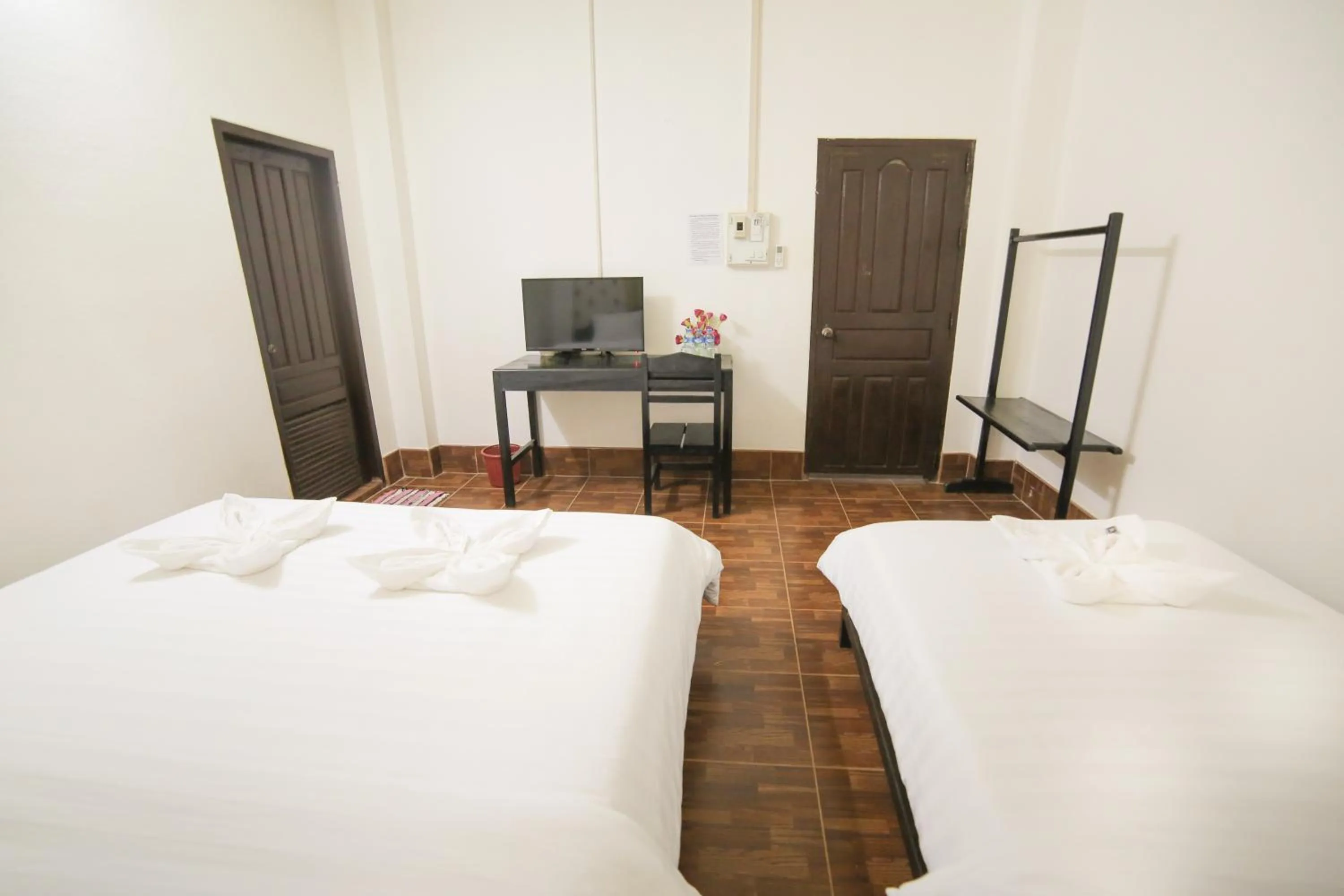Photo of the whole room, Bed in Maylay Guesthouse