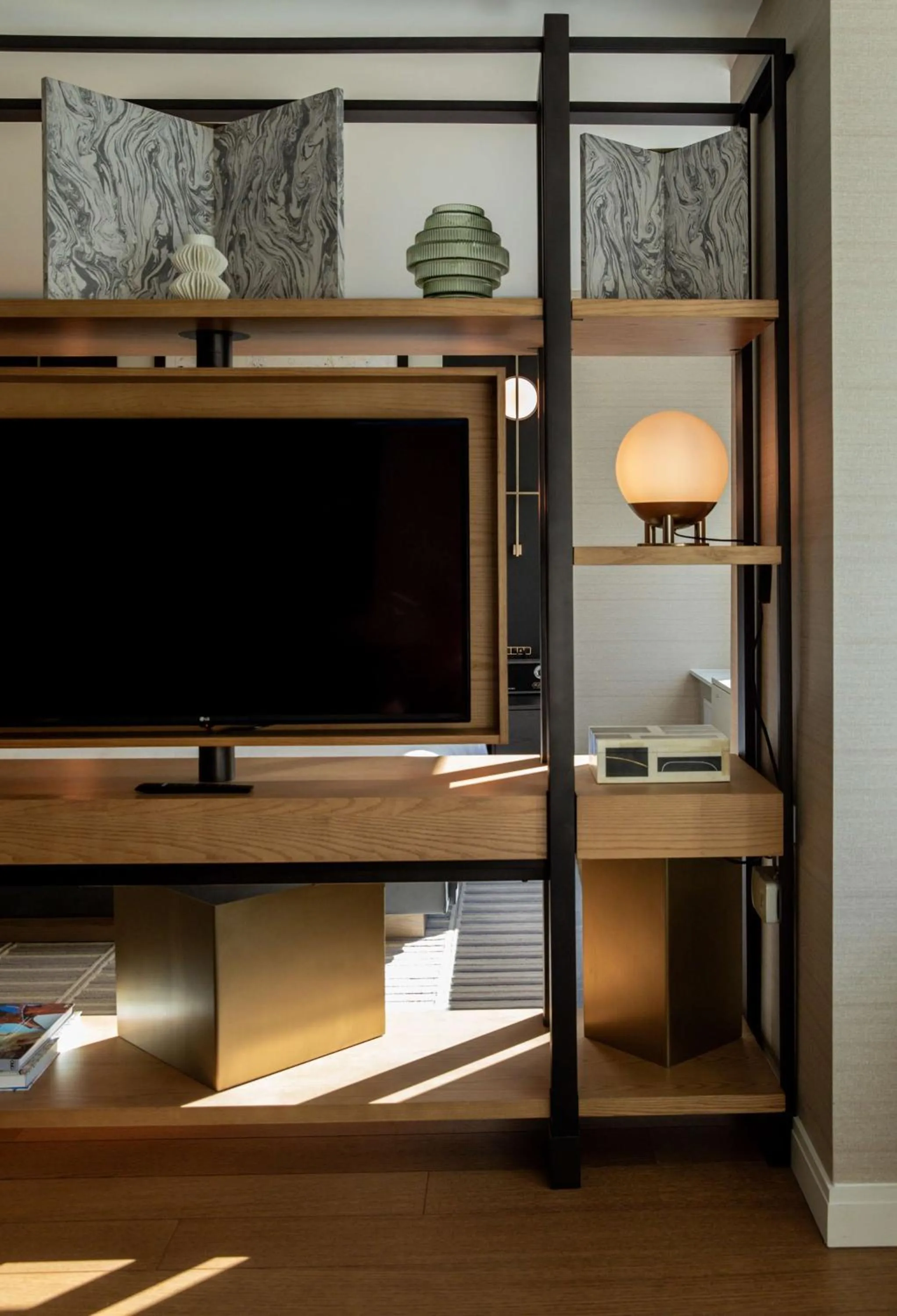 Photo of the whole room, Bed in Thompson Central Park New York, by Hyatt