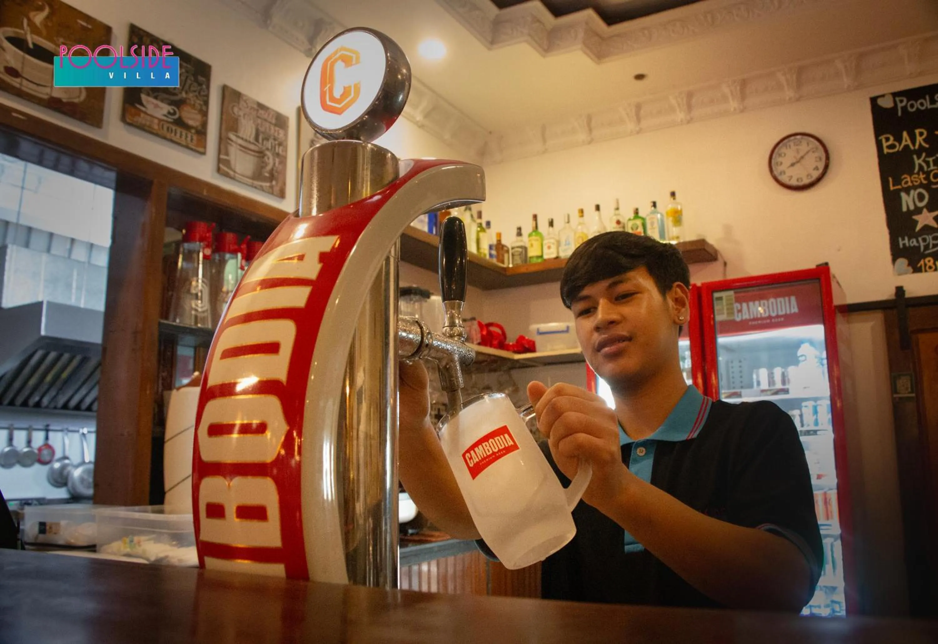 Lounge or bar in Poolside Villa