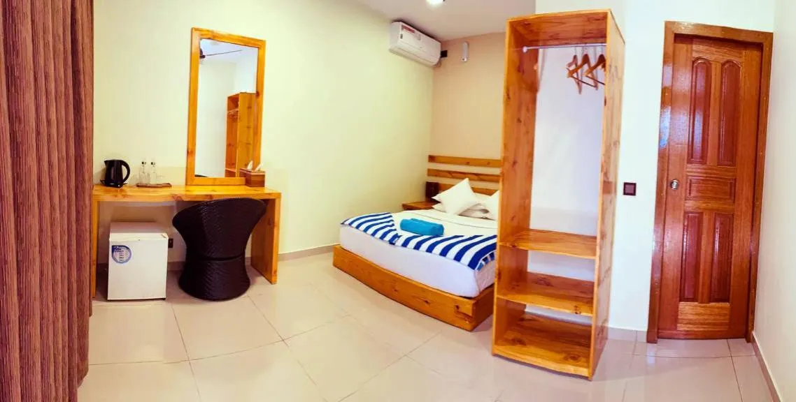 Bed in Endheri Sunset Dhangethi