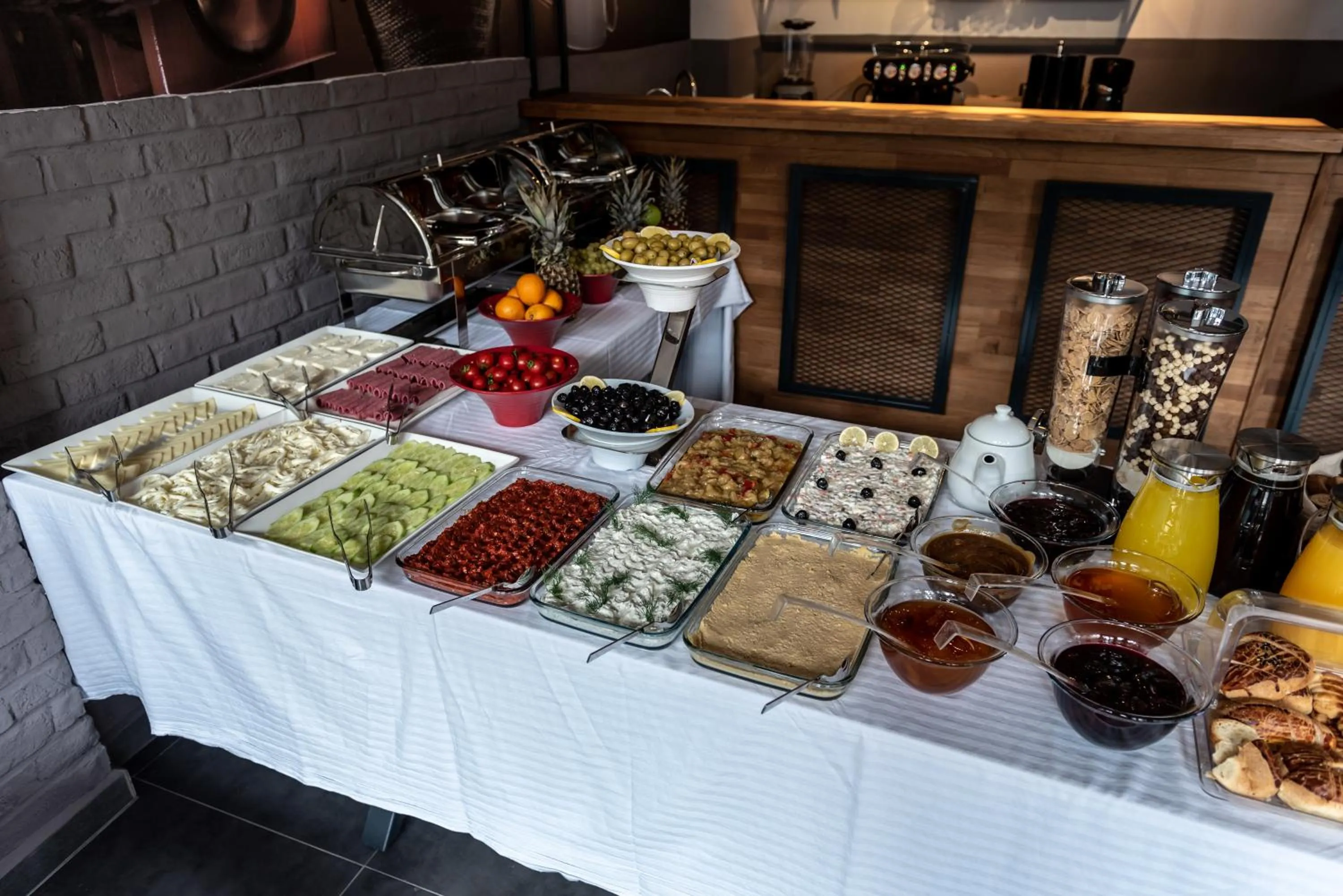 Breakfast in Bram Hotel Istanbul