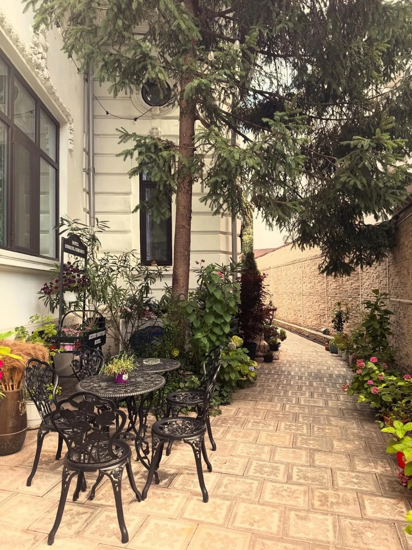 Day in Conacul Coroanei Luxury Boutique Hotel