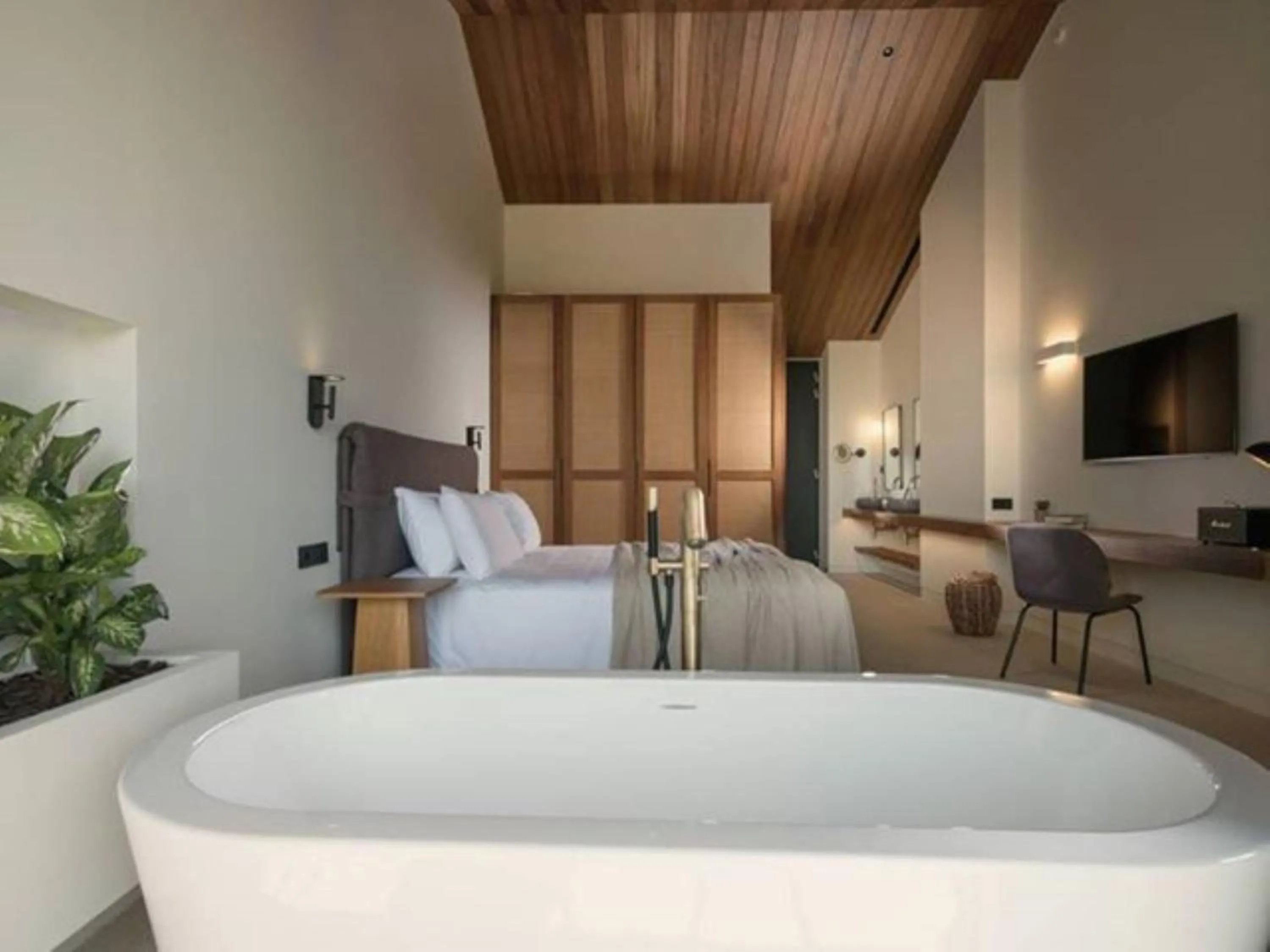 Bedroom, Bed in Contessina Suites & Spa - Adults Only