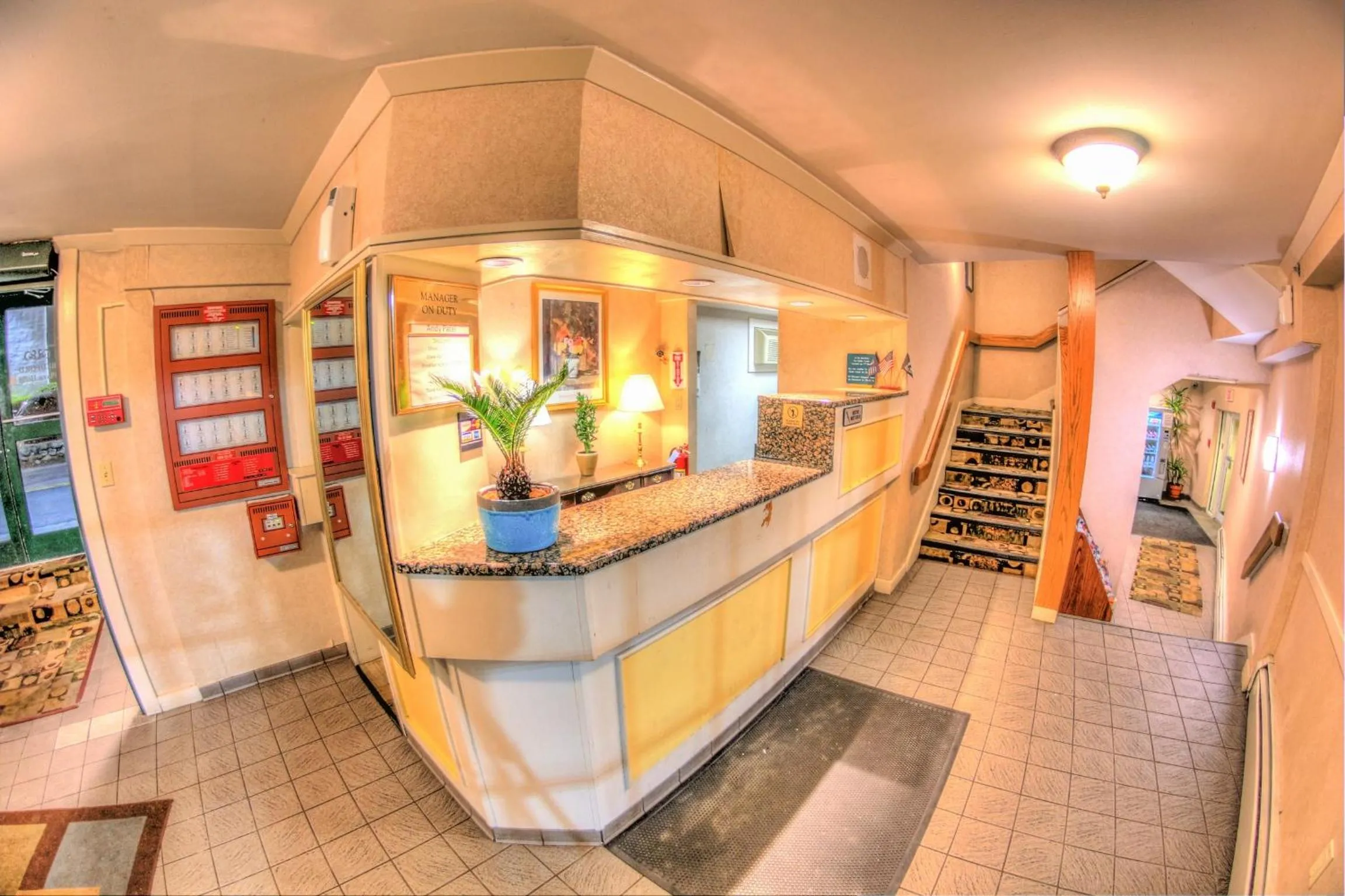 Facade/entrance in Bedford Plaza Hotel - Boston