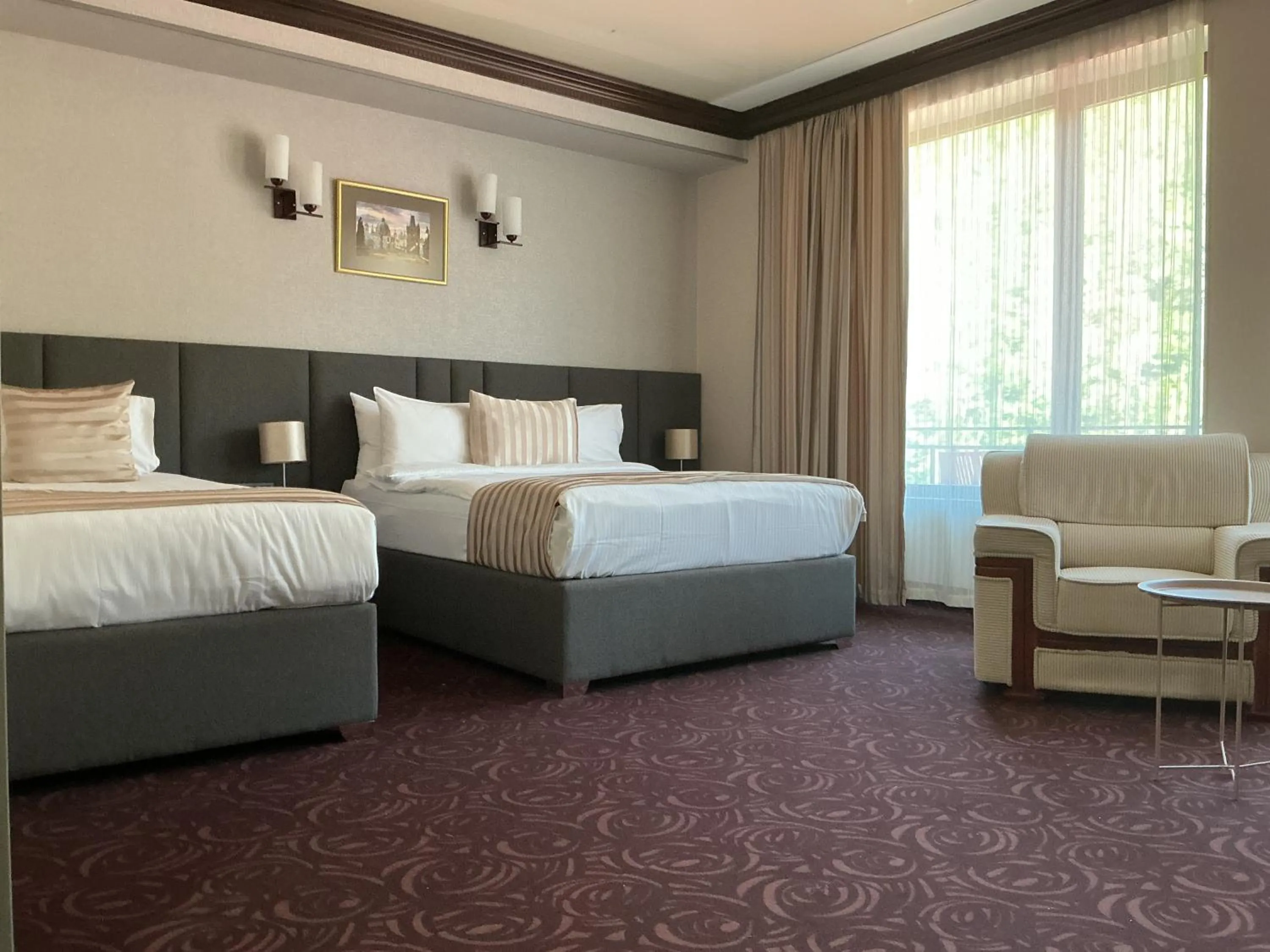 Deluxe King Room in Best Western Plus Paradise Hotel Dilijan