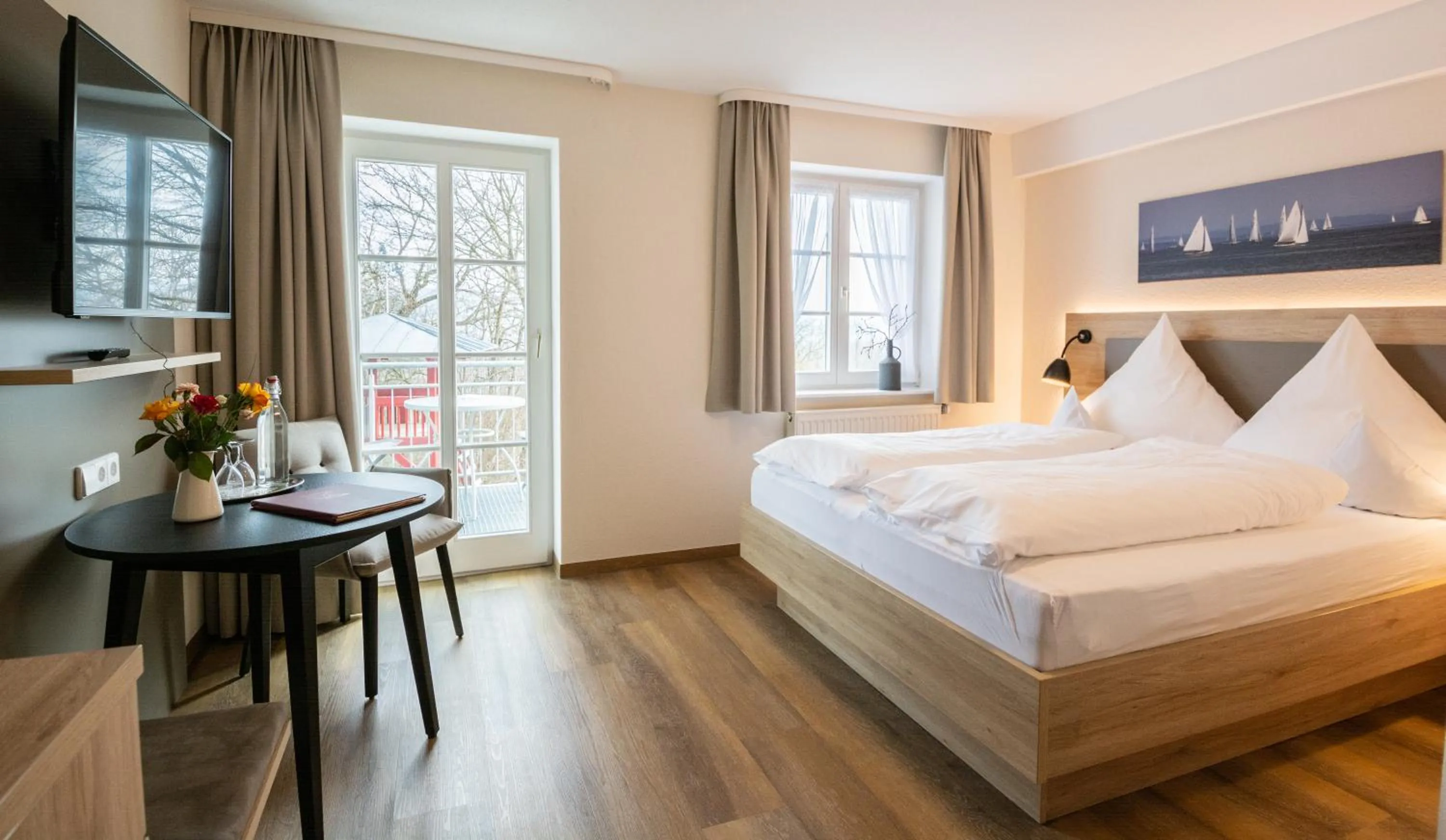 Photo of the whole room, Bed in Landgasthof Keller