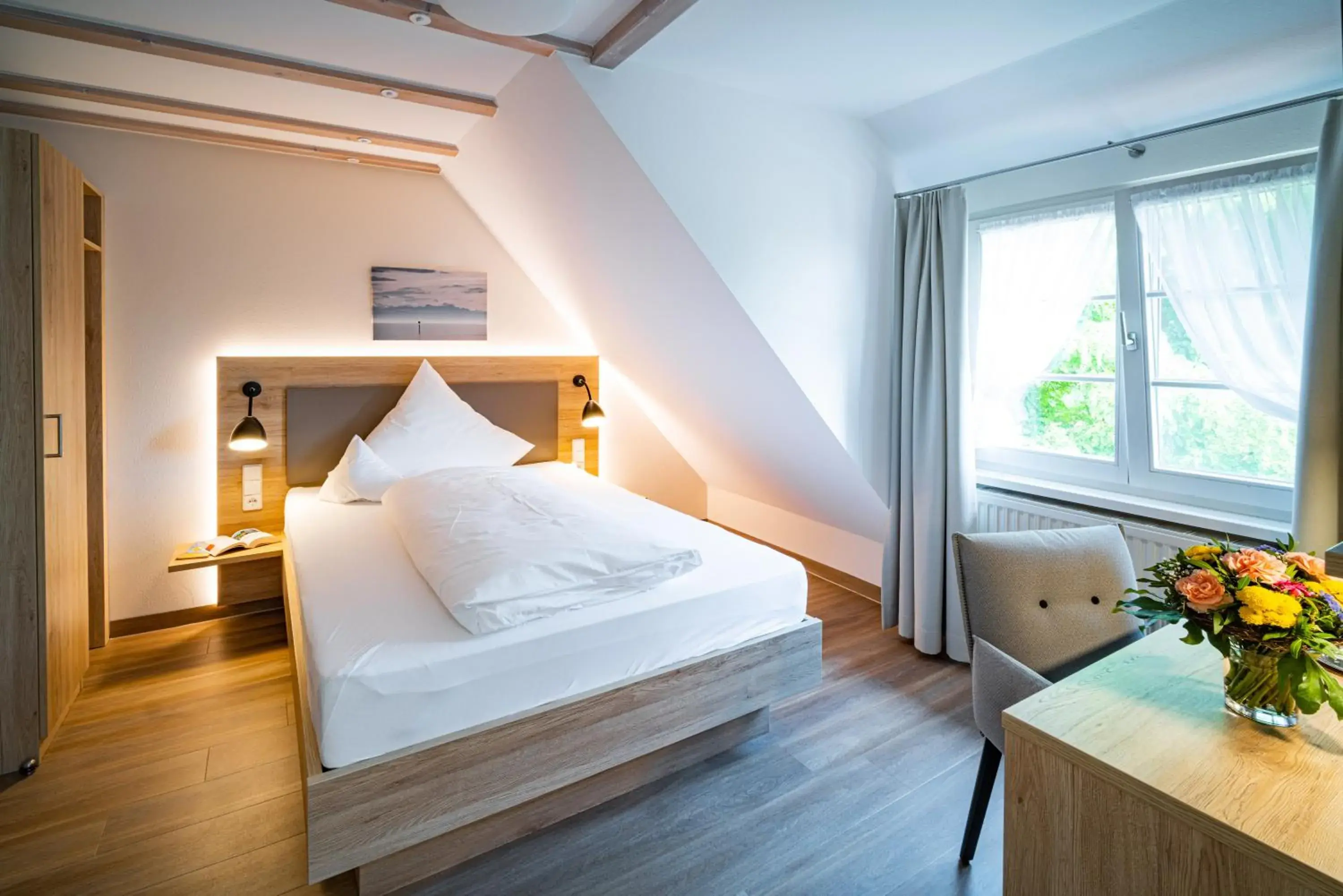Single Room with Private Bathroom - single occupancy in Landgasthof Keller Single Room with Private Bathroom - single occupancy in Landgasthof Keller
