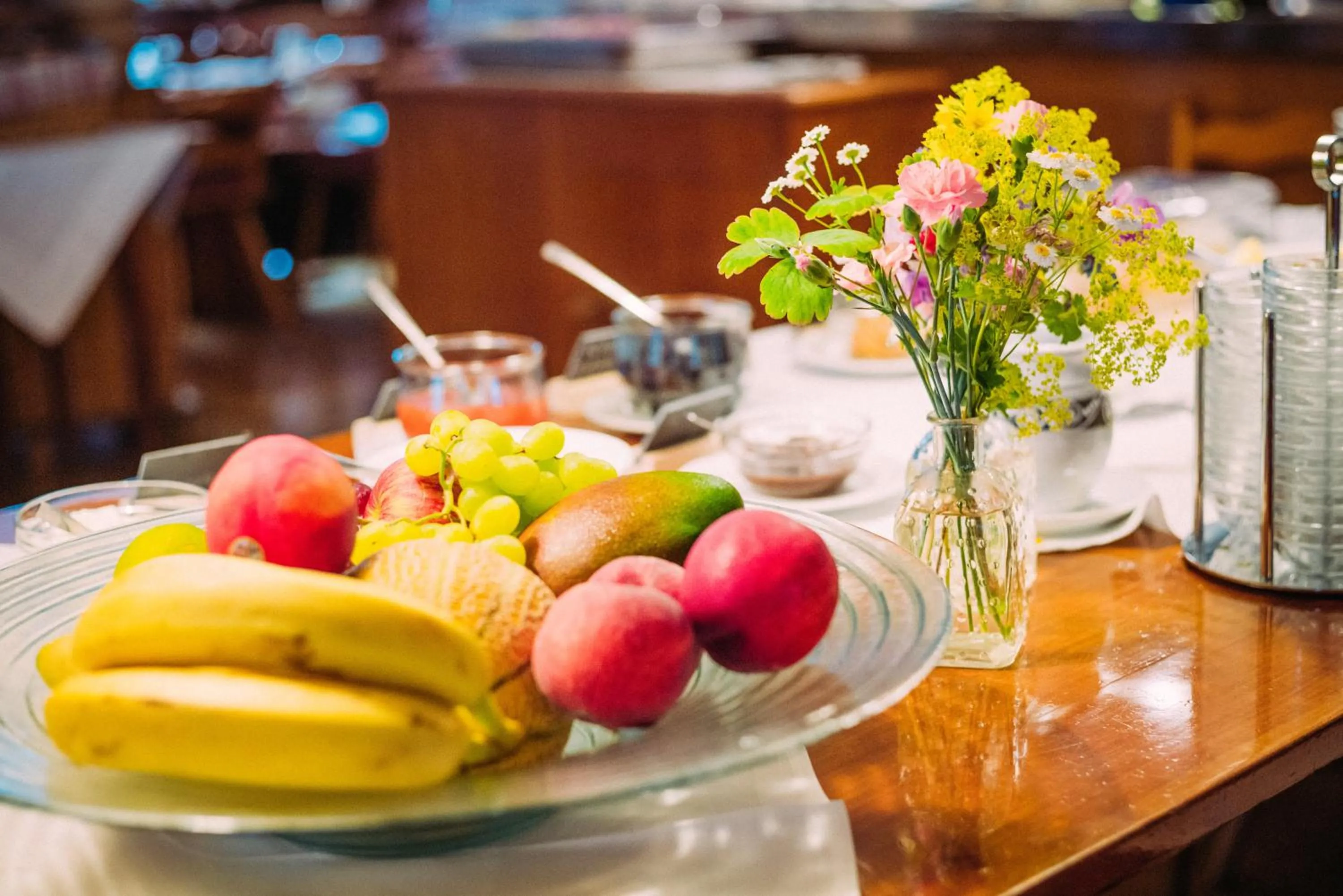 Buffet breakfast in Landgasthof Keller