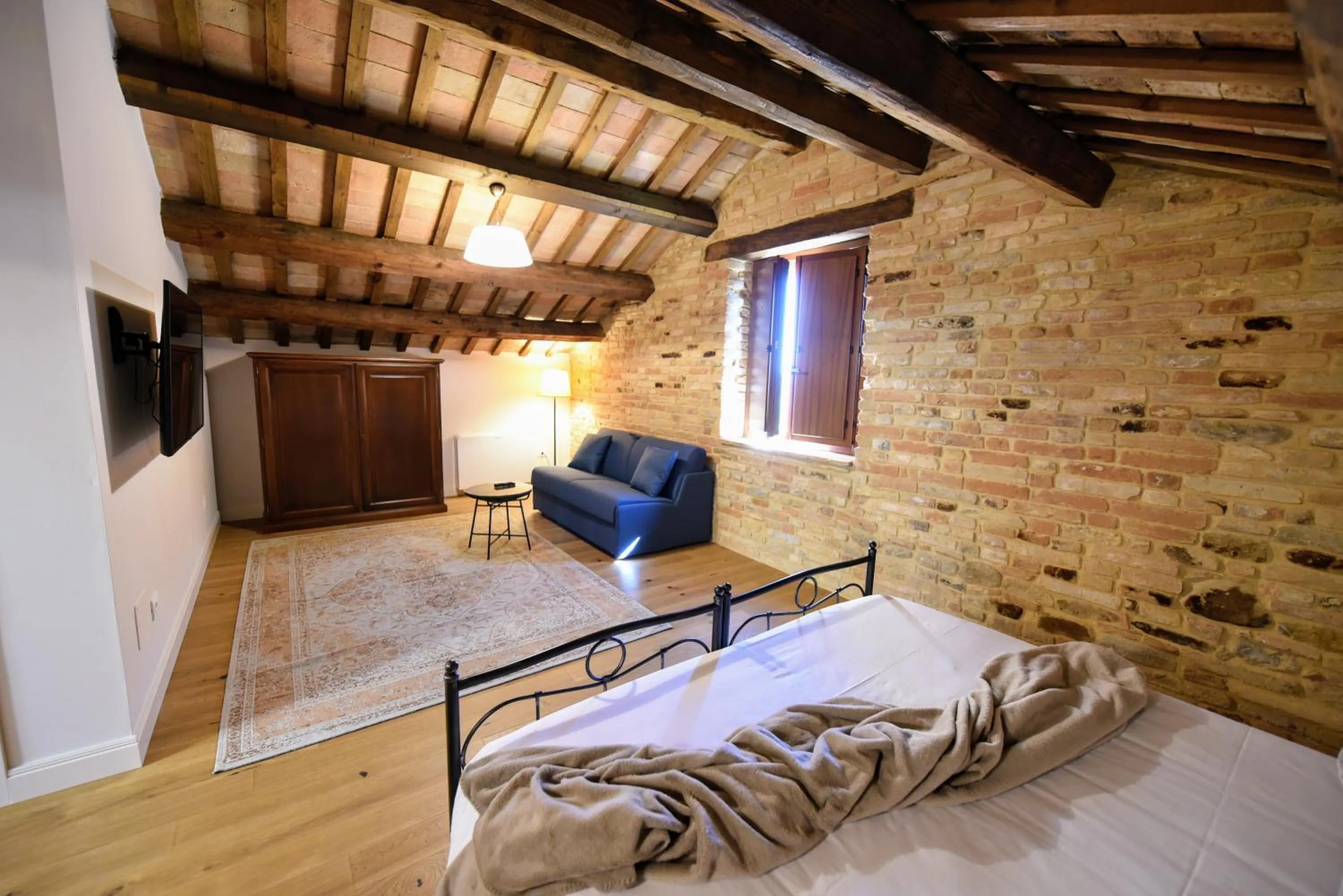 Bed in Villa Shmitanka