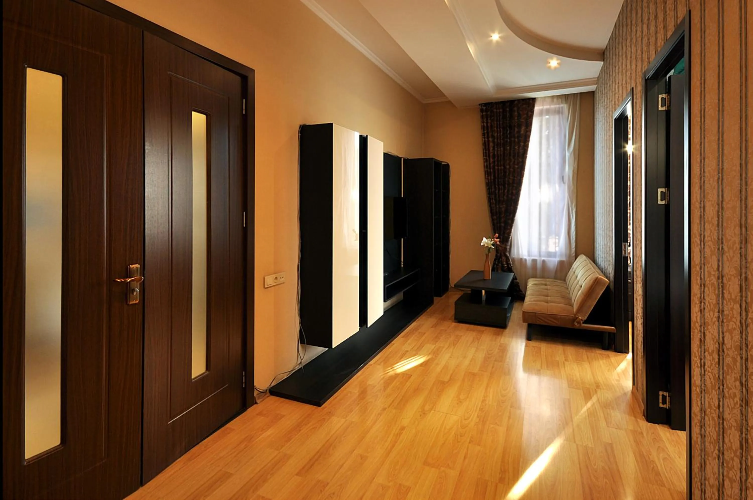 Communal lounge/ TV room in Hotel Majestic