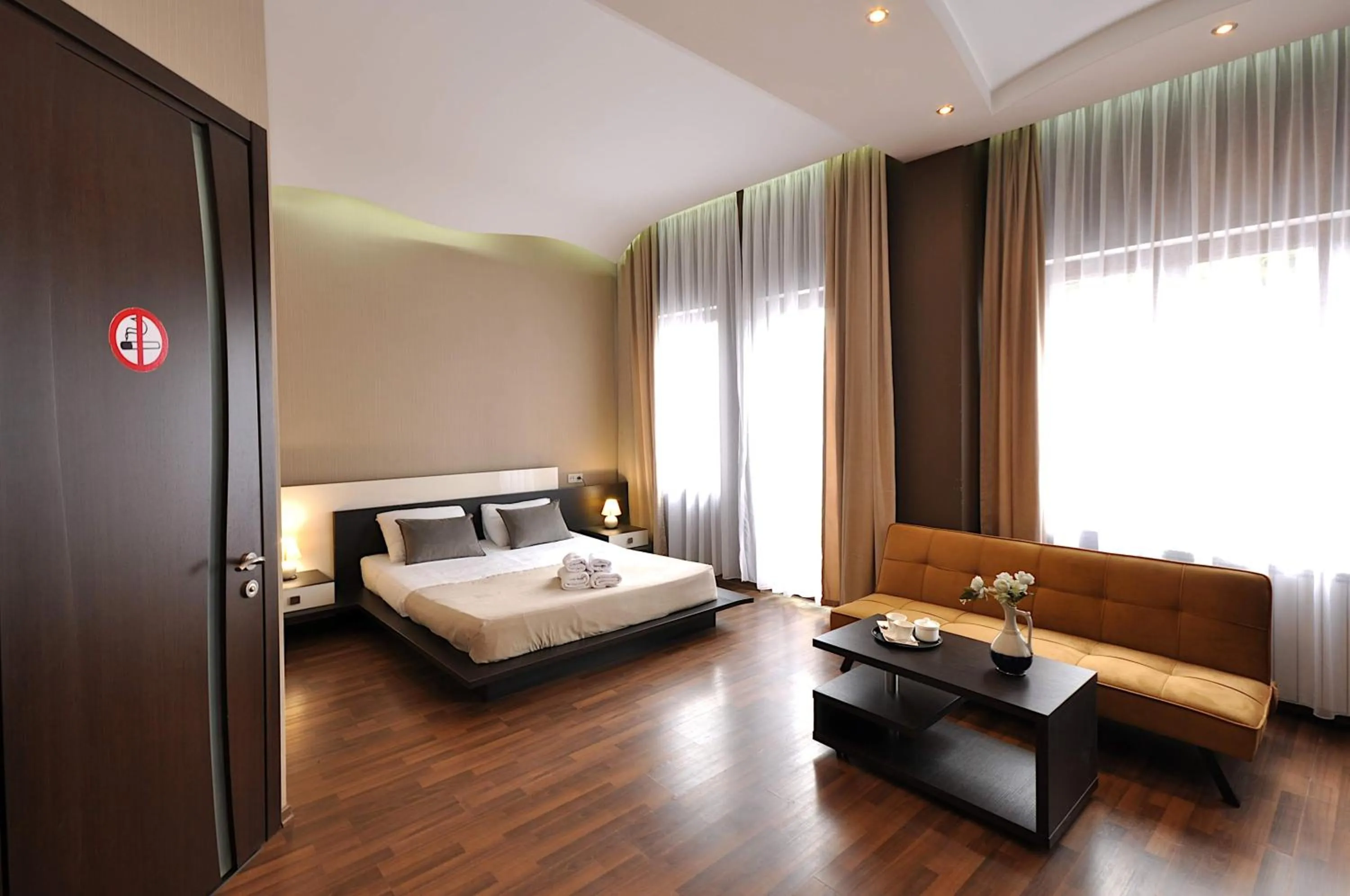 Photo of the whole room, Bed in Hotel Majestic