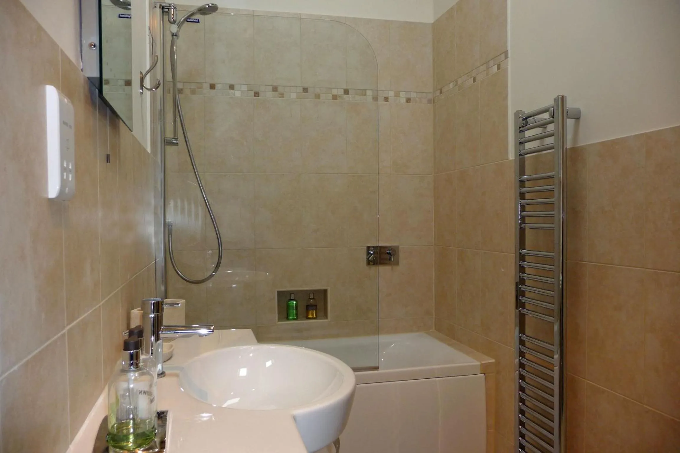 Bathroom in Lockgate Dairy