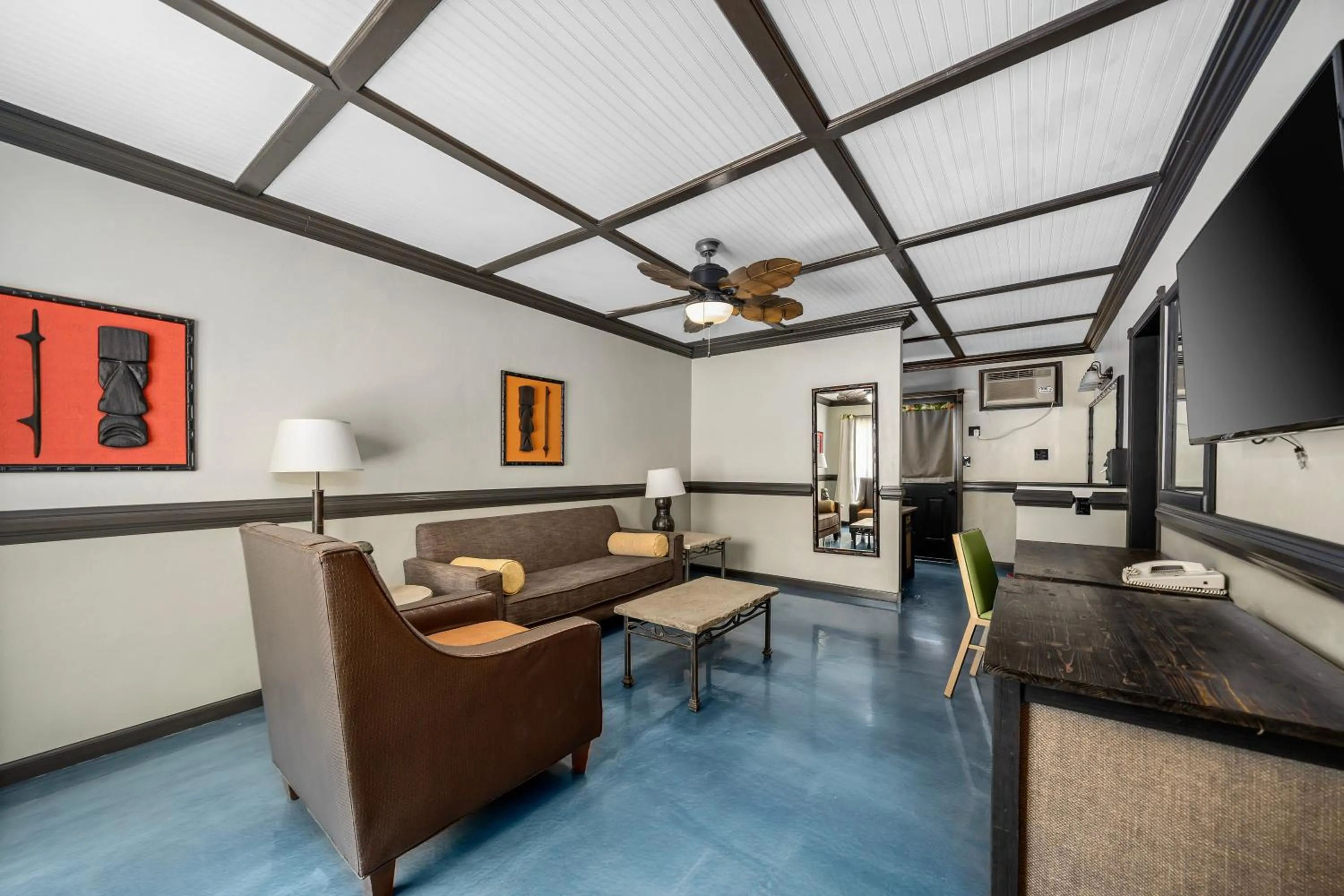 Living room in Caliente Tropics