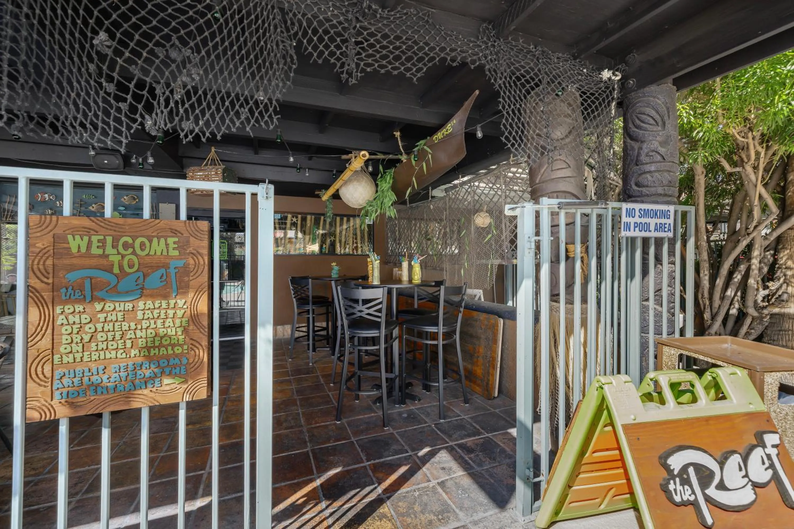 Swimming pool in Caliente Tropics