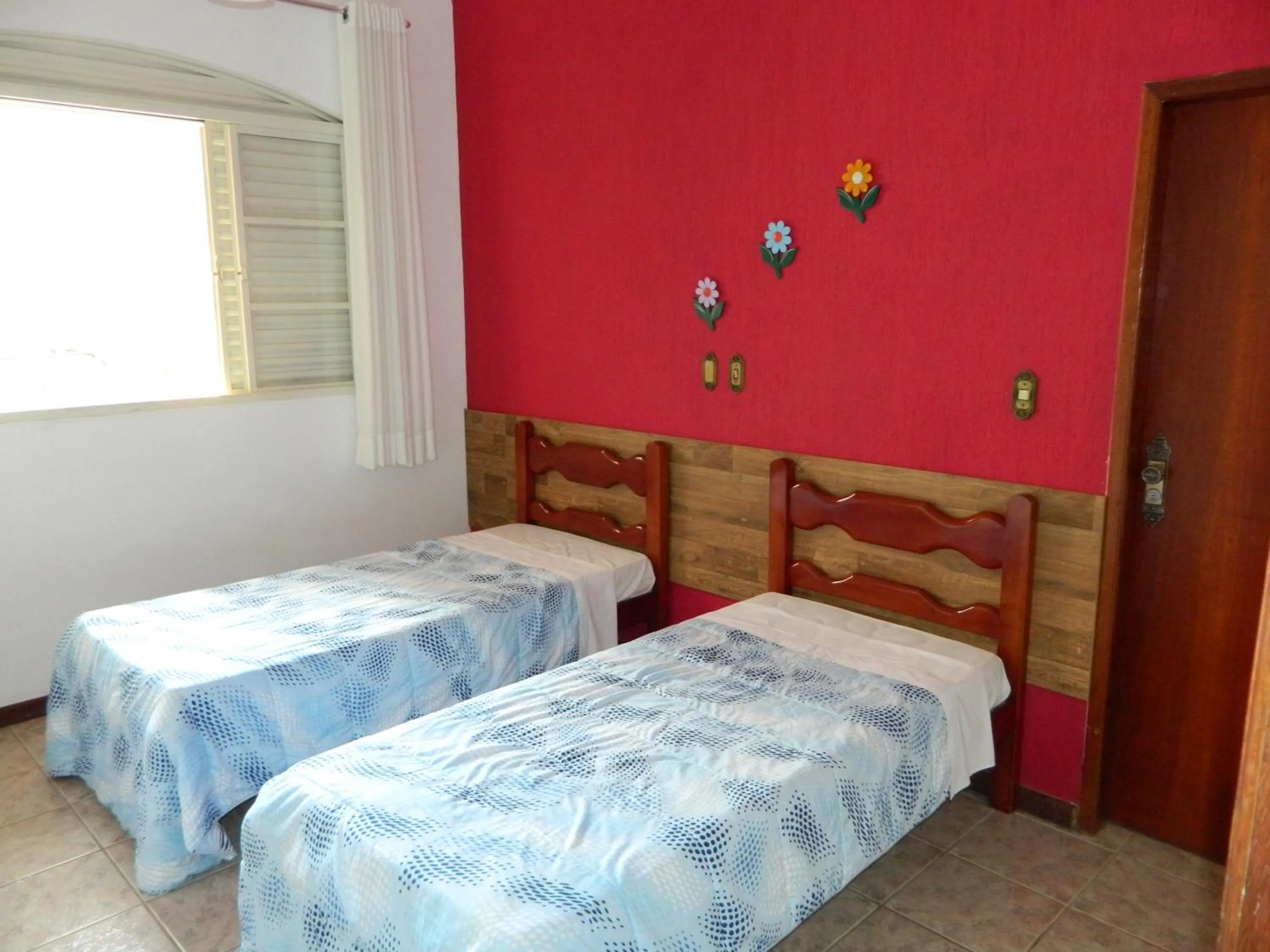 Photo of the whole room, Bed in Pousada Aconchego de Minas