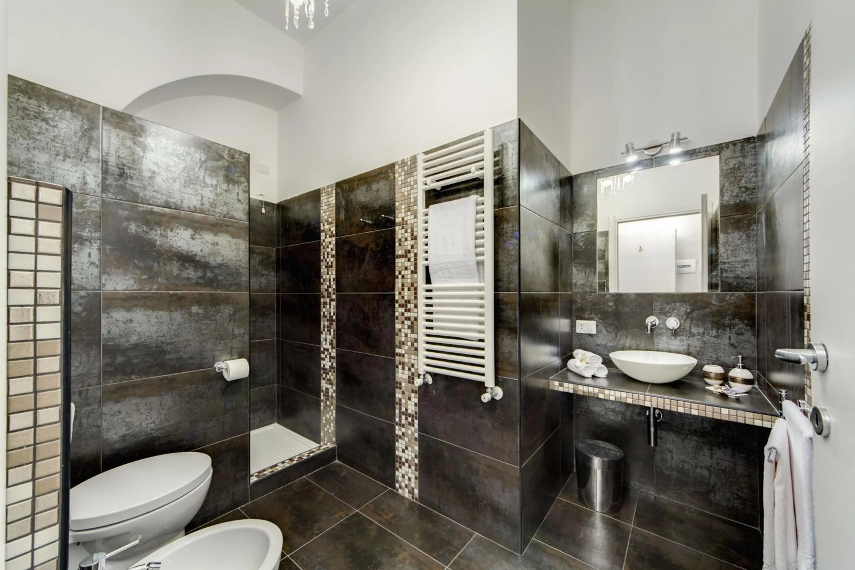 Bathroom in B&B Colosseo Panoramic Rooms