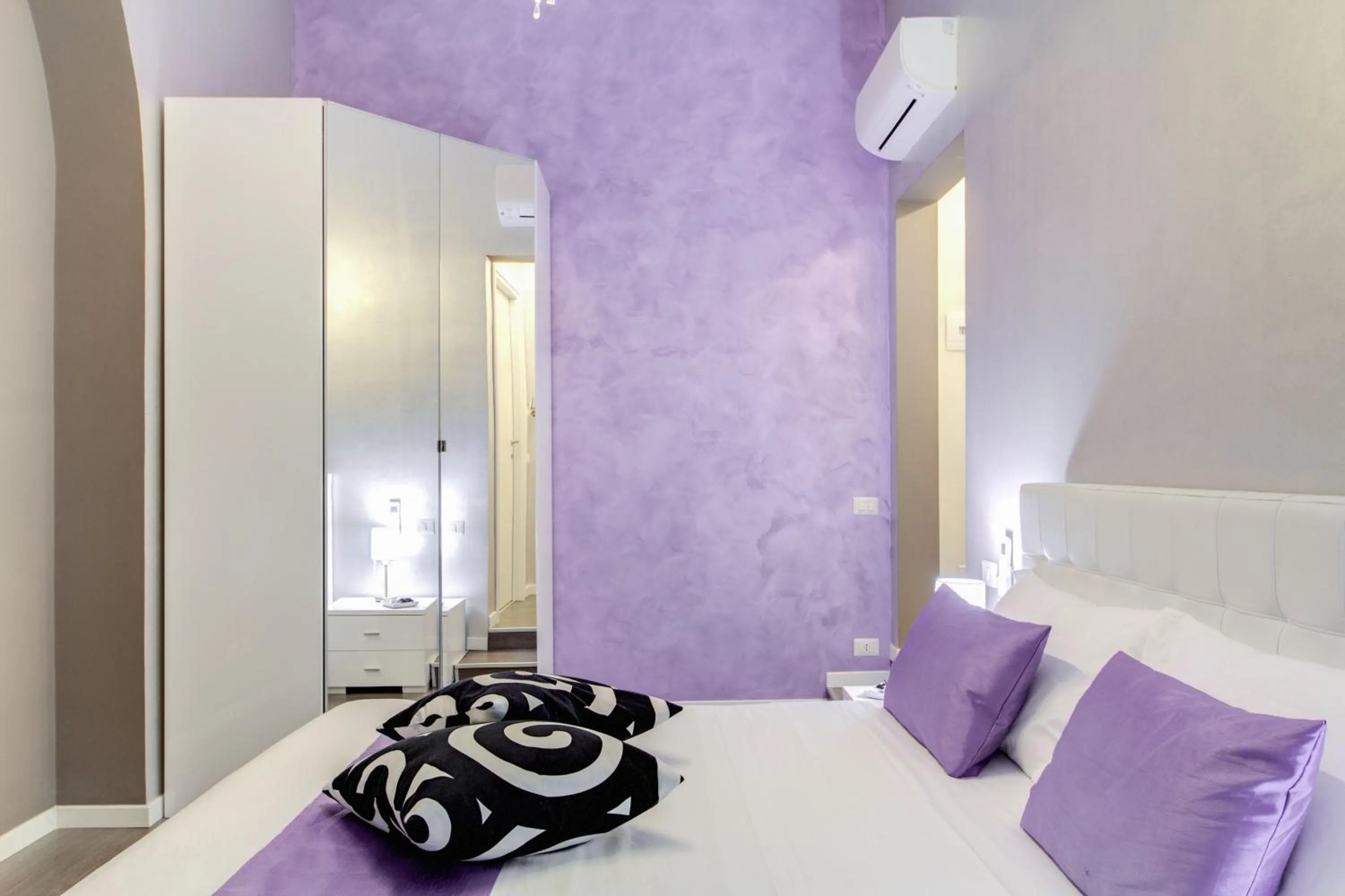 Photo of the whole room, Bed in B&B Colosseo Panoramic Rooms