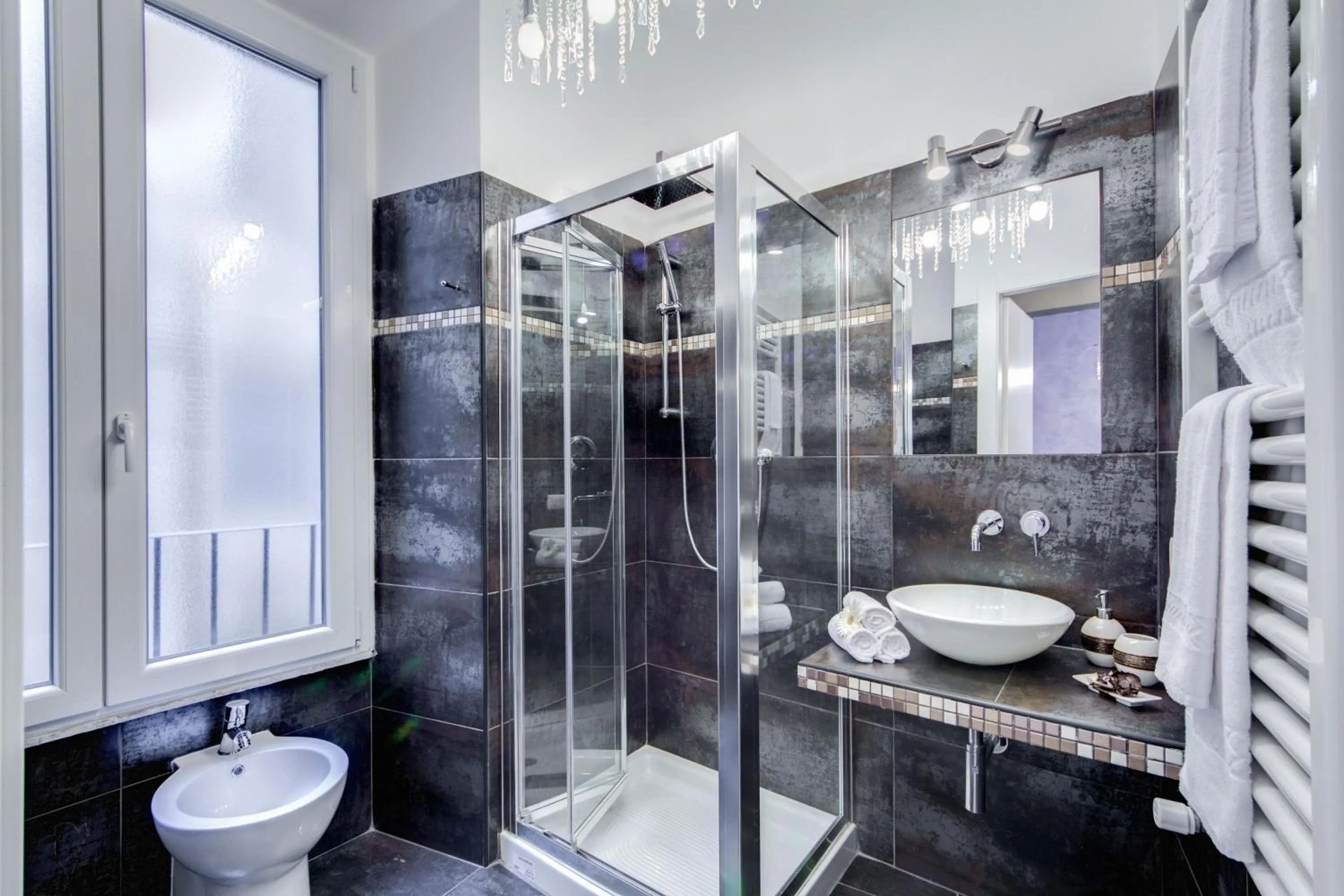 Bathroom in B&B Colosseo Panoramic Rooms