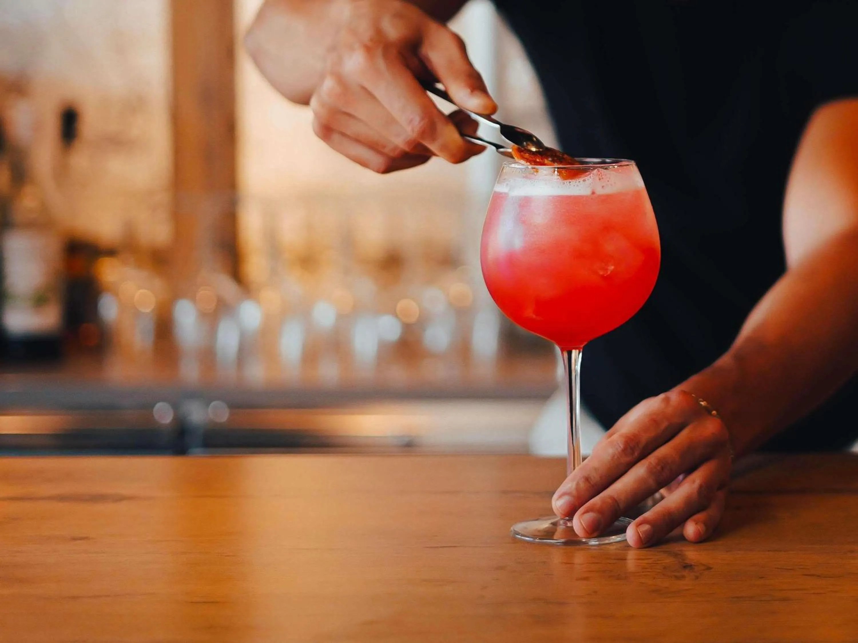 Lounge or bar in ibis Annecy Centre Vieille Ville