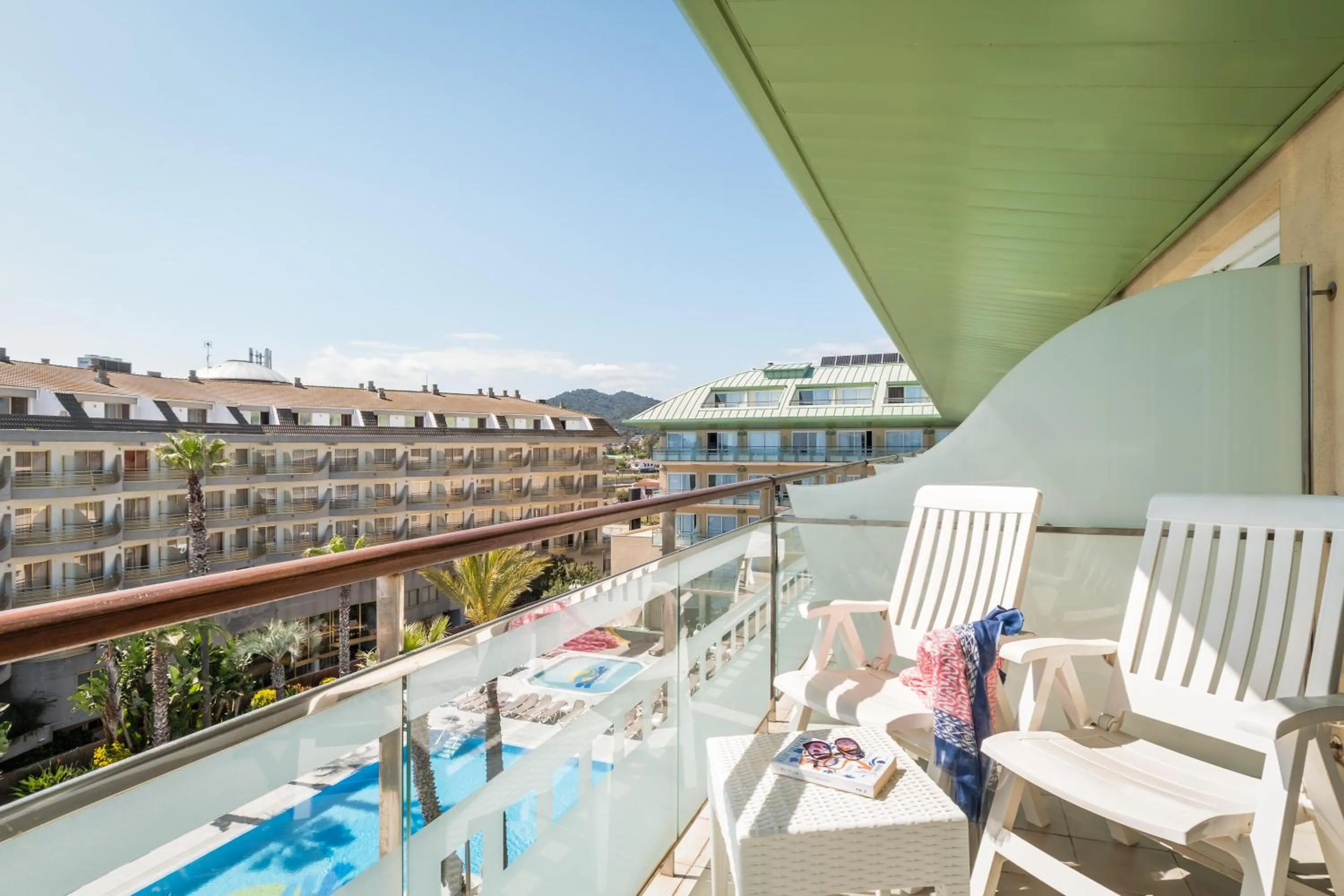 View (from property/room) in ALEGRIA Caprici Verd 4 Sup