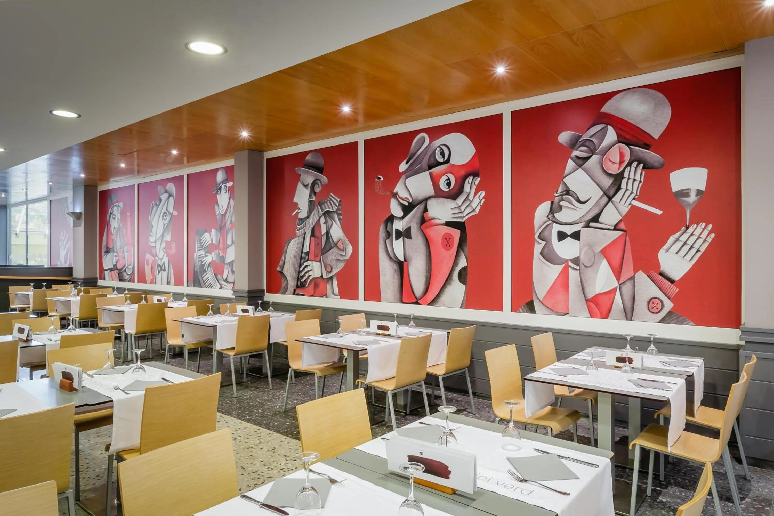 Restaurant/places to eat in ALEGRIA Caprici Verd 4 Sup