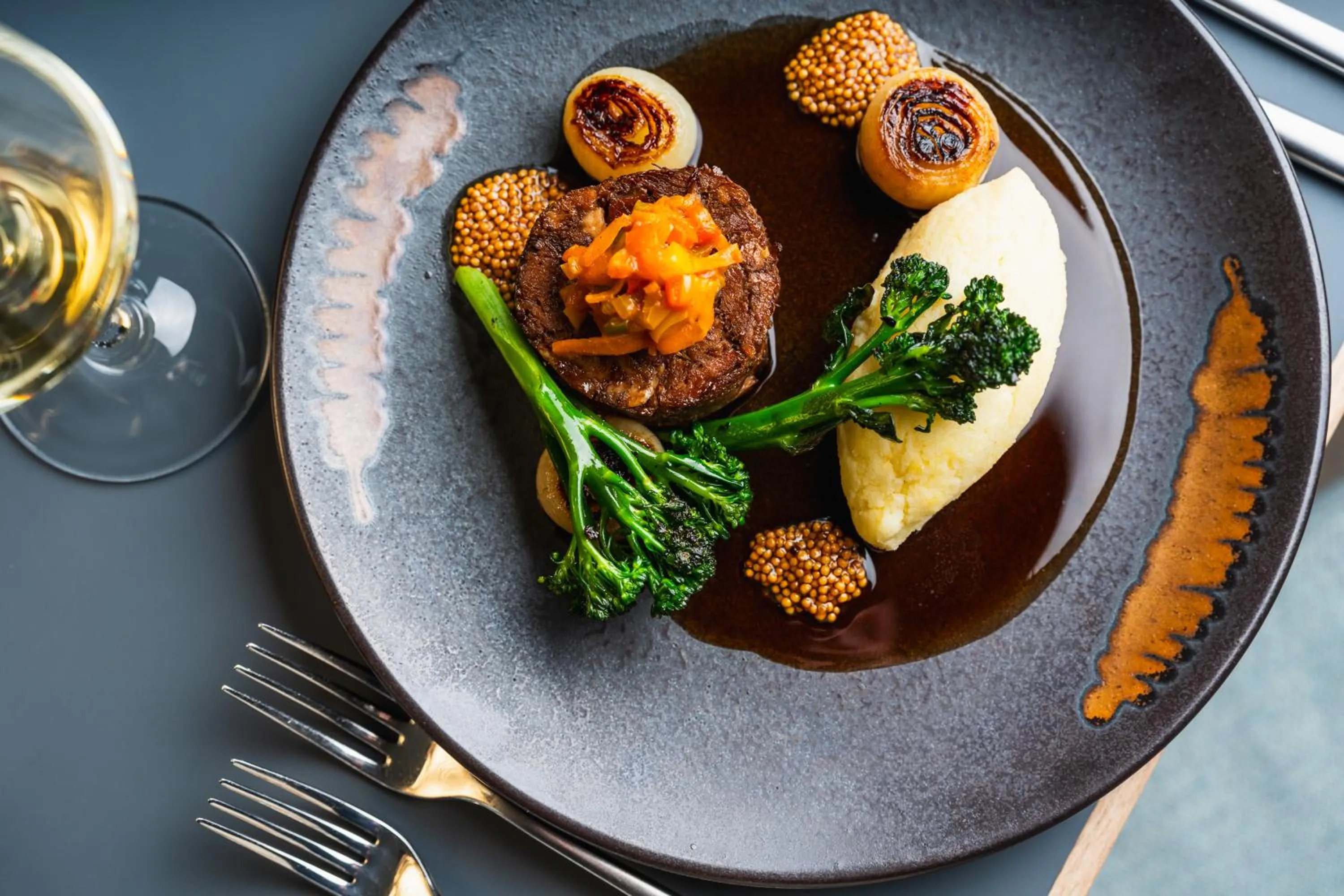 Restaurant/places to eat in Ellerman House