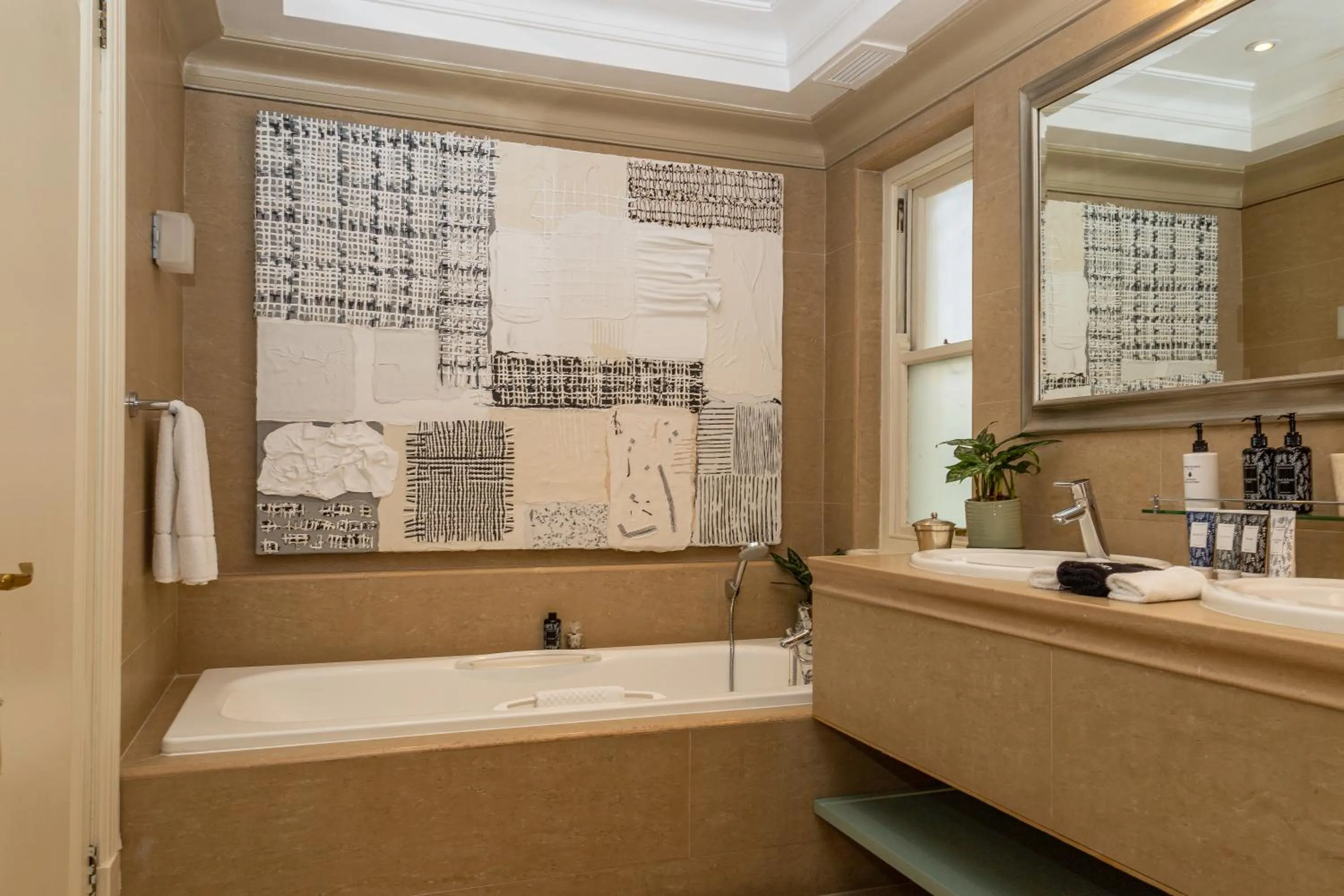 Bedroom in Ellerman House