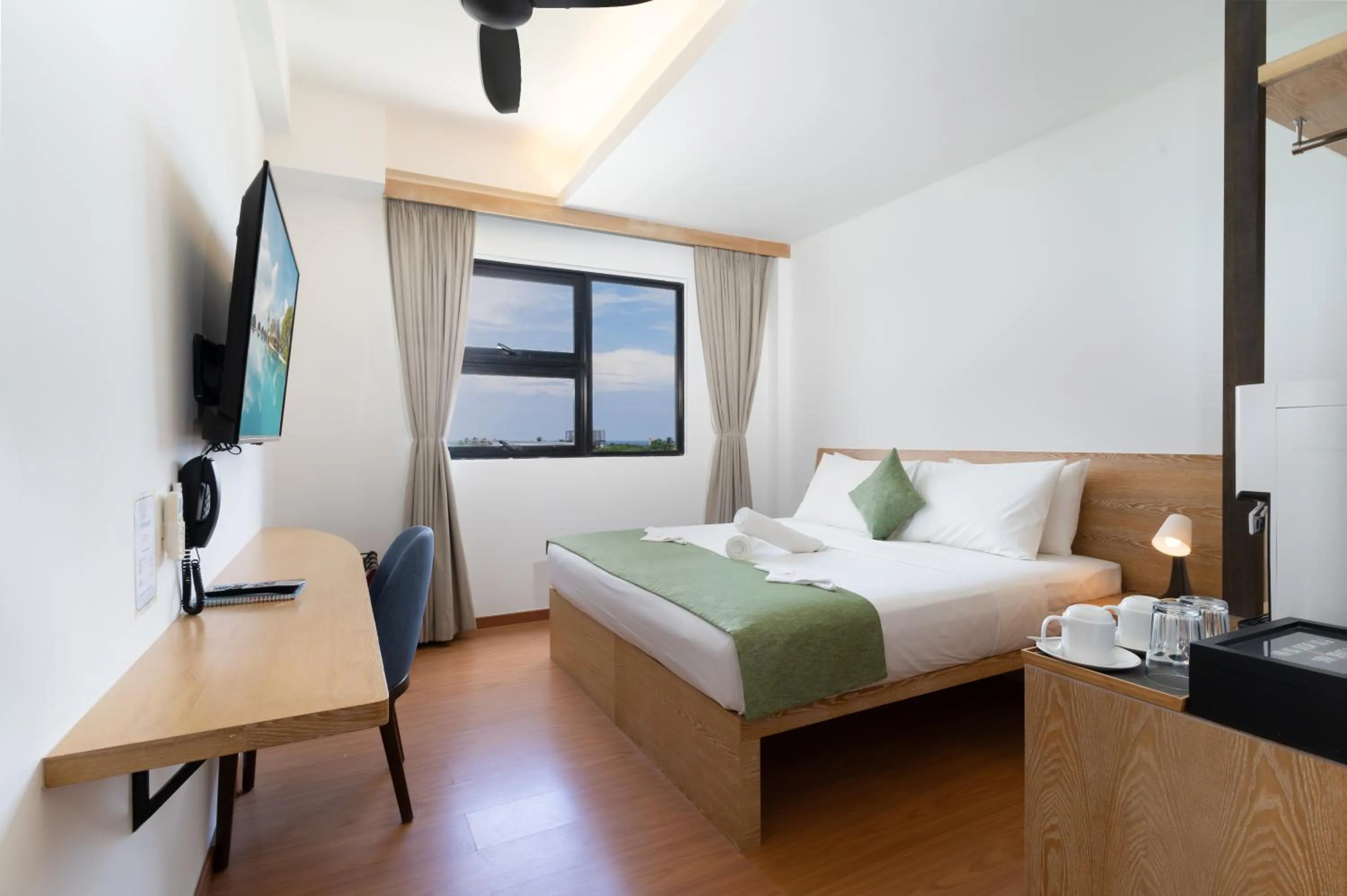 Bedroom, Bed in Ranthari Hotel and Spa Ukulhas Maldives