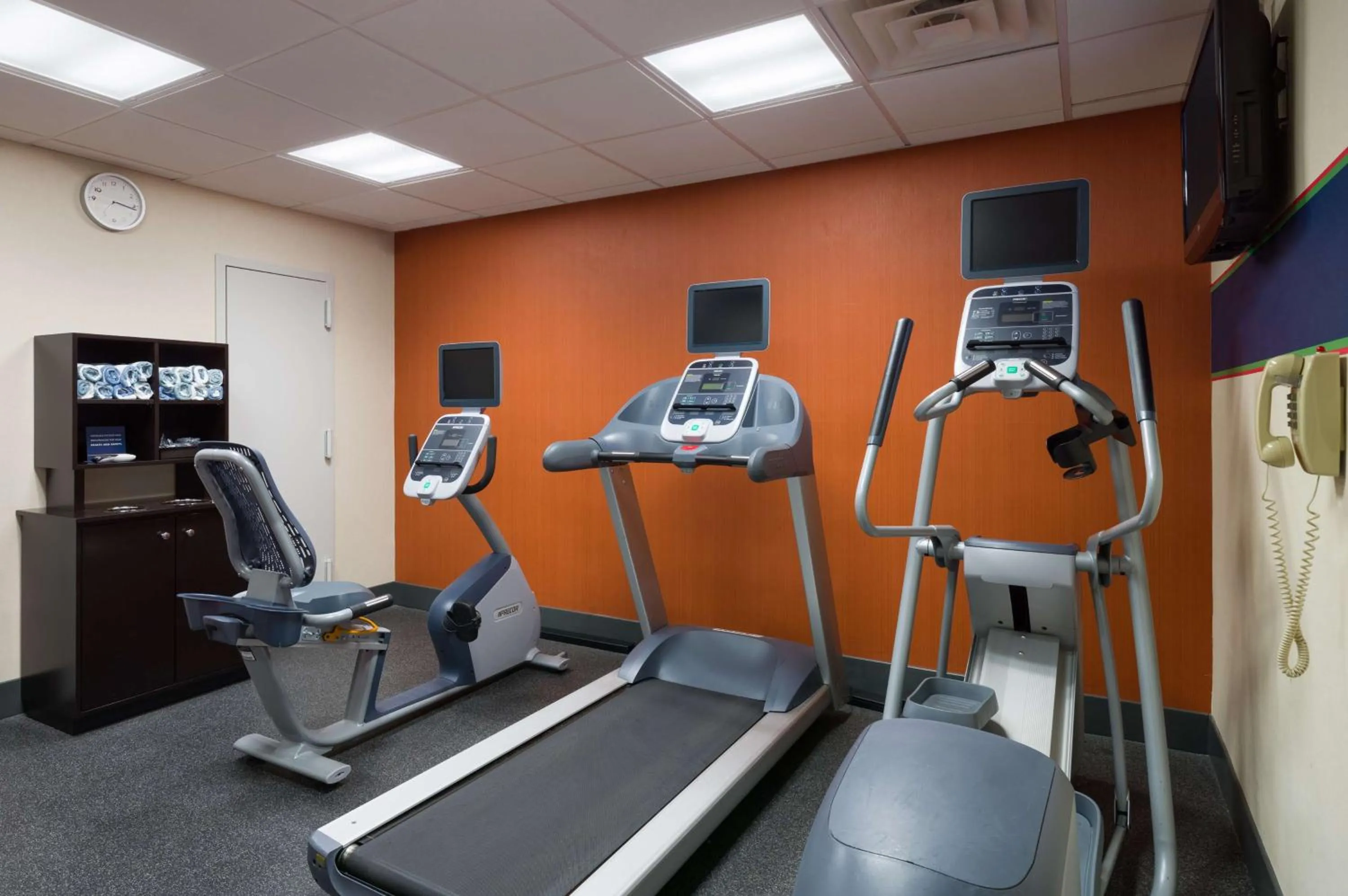 Fitness centre/facilities in Hampton Inn Madison Square Garden