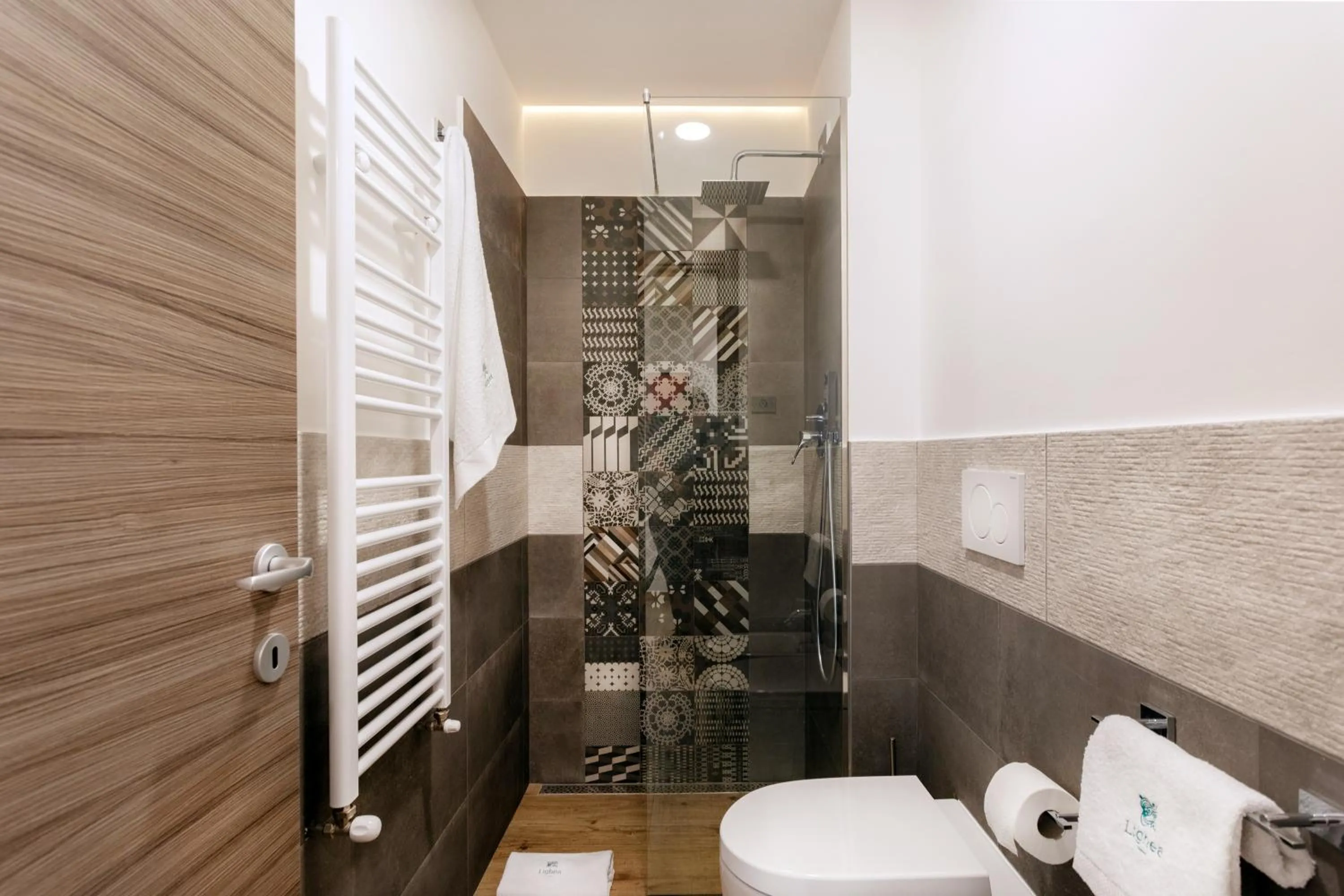 Bathroom in Lighea aqua suites and breakfast