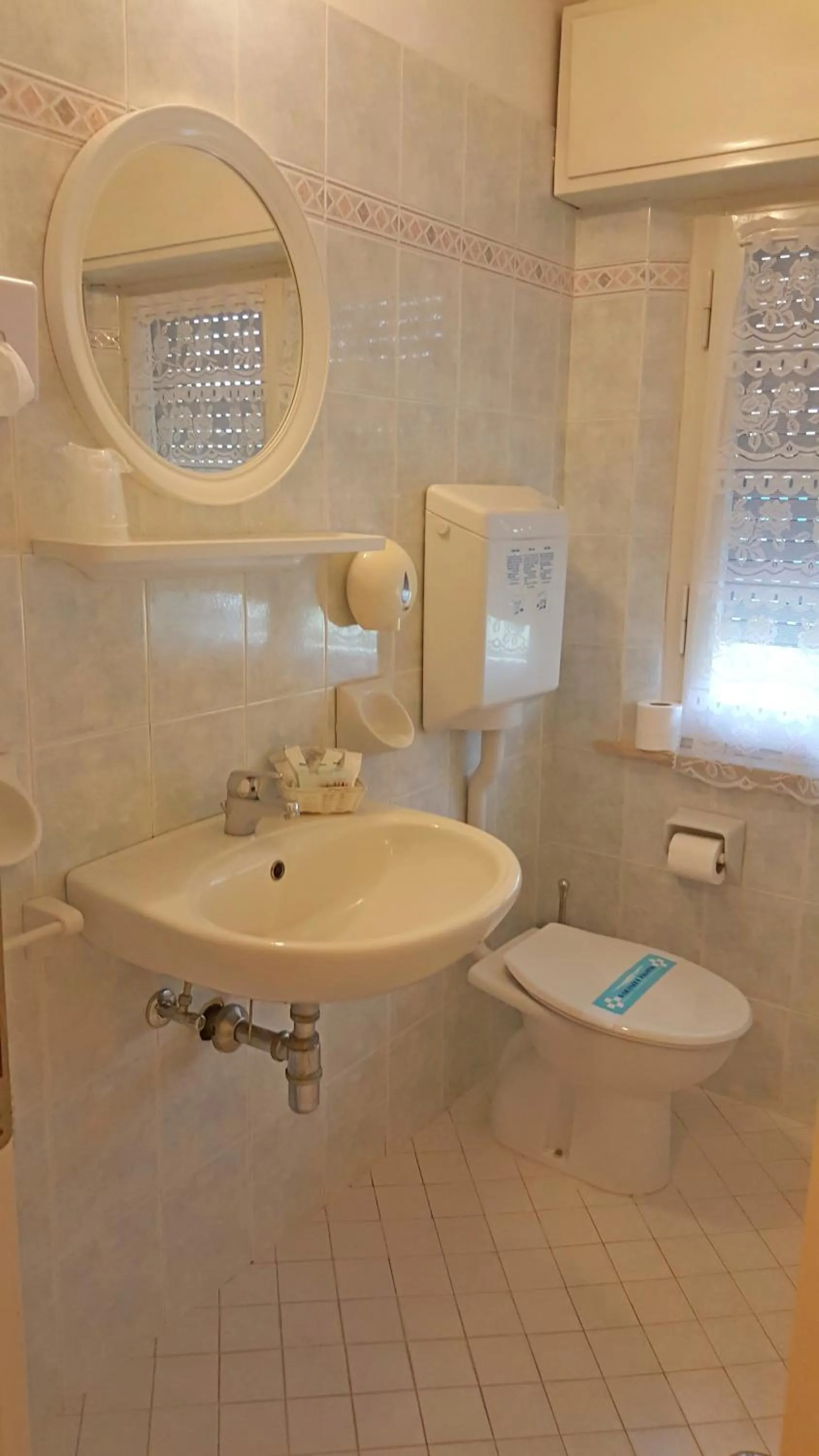 Bathroom in Hotel St. Moritz