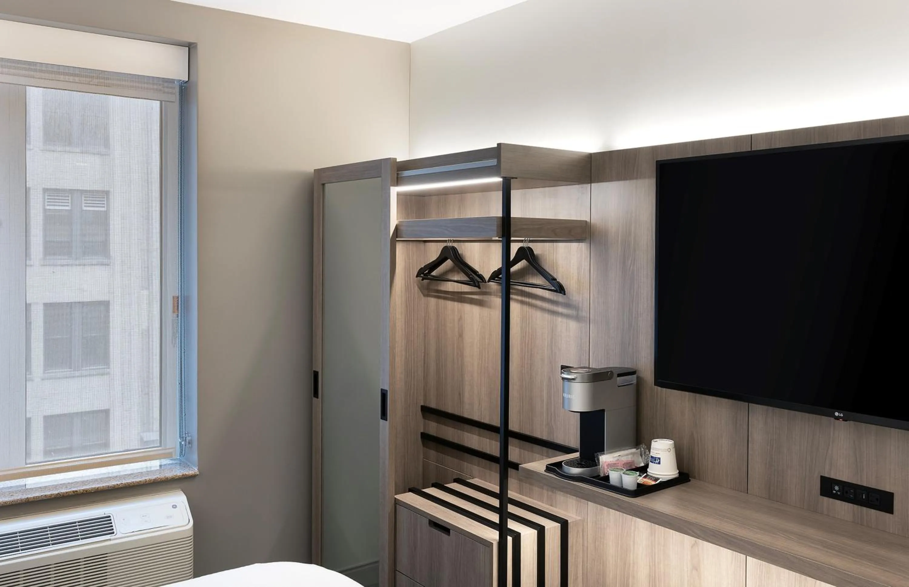 Photo of the whole room in Holiday Inn Express NYC Chelsea - NoMad Area by IHG