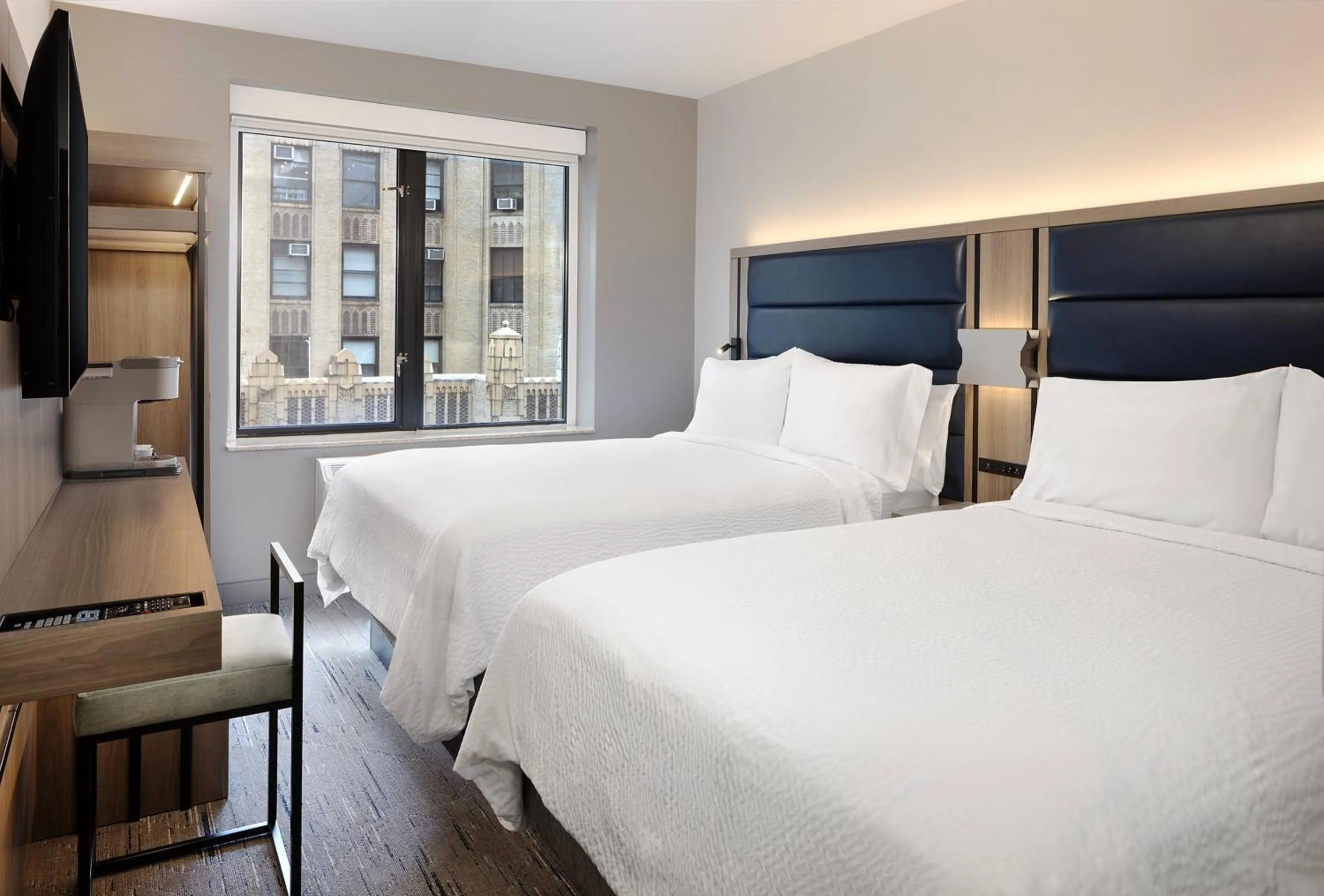 Photo of the whole room, Bed in Holiday Inn Express NYC Chelsea - NoMad Area by IHG