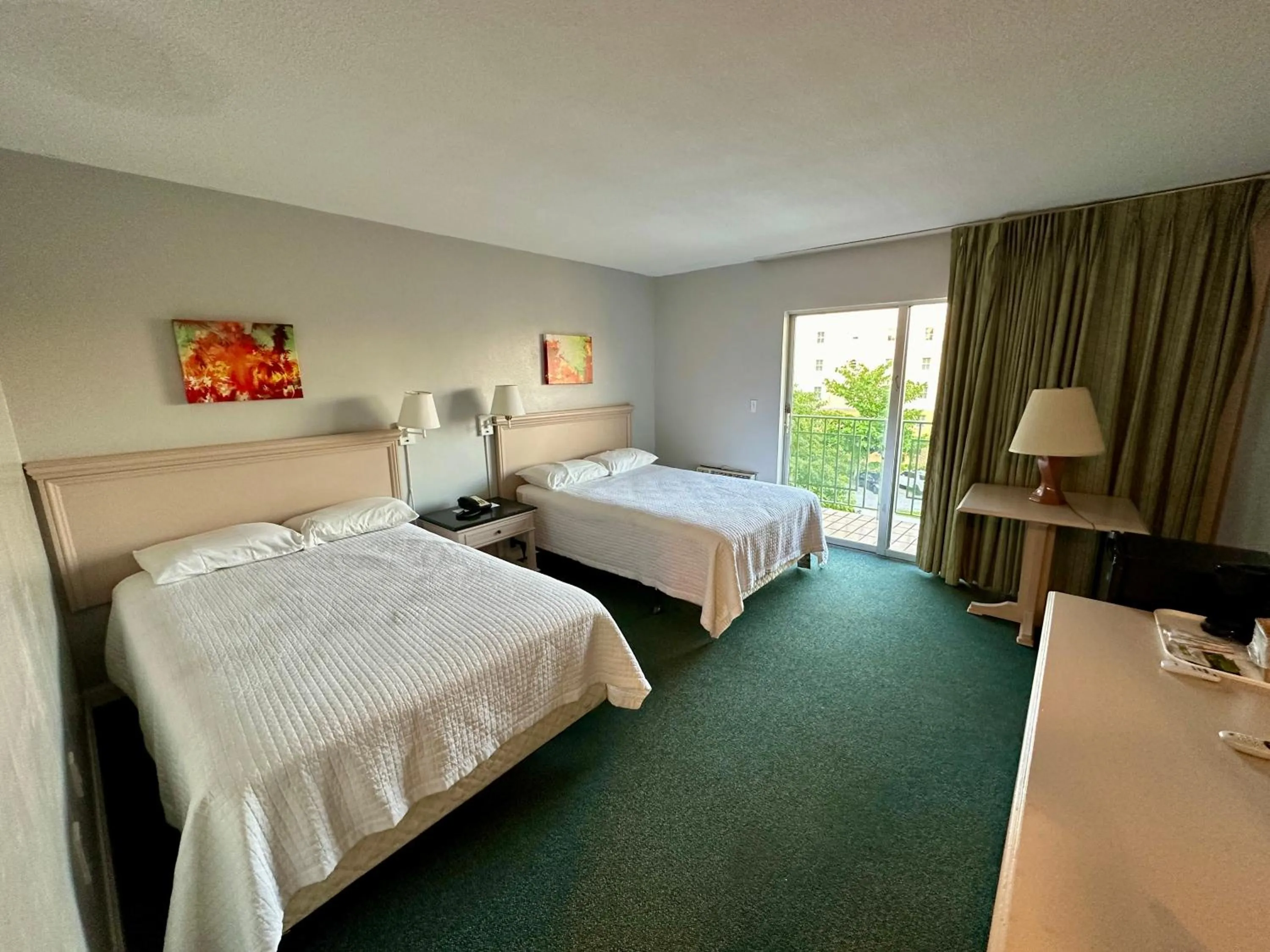 Bedroom, Bed in Hotel Chateaubleau