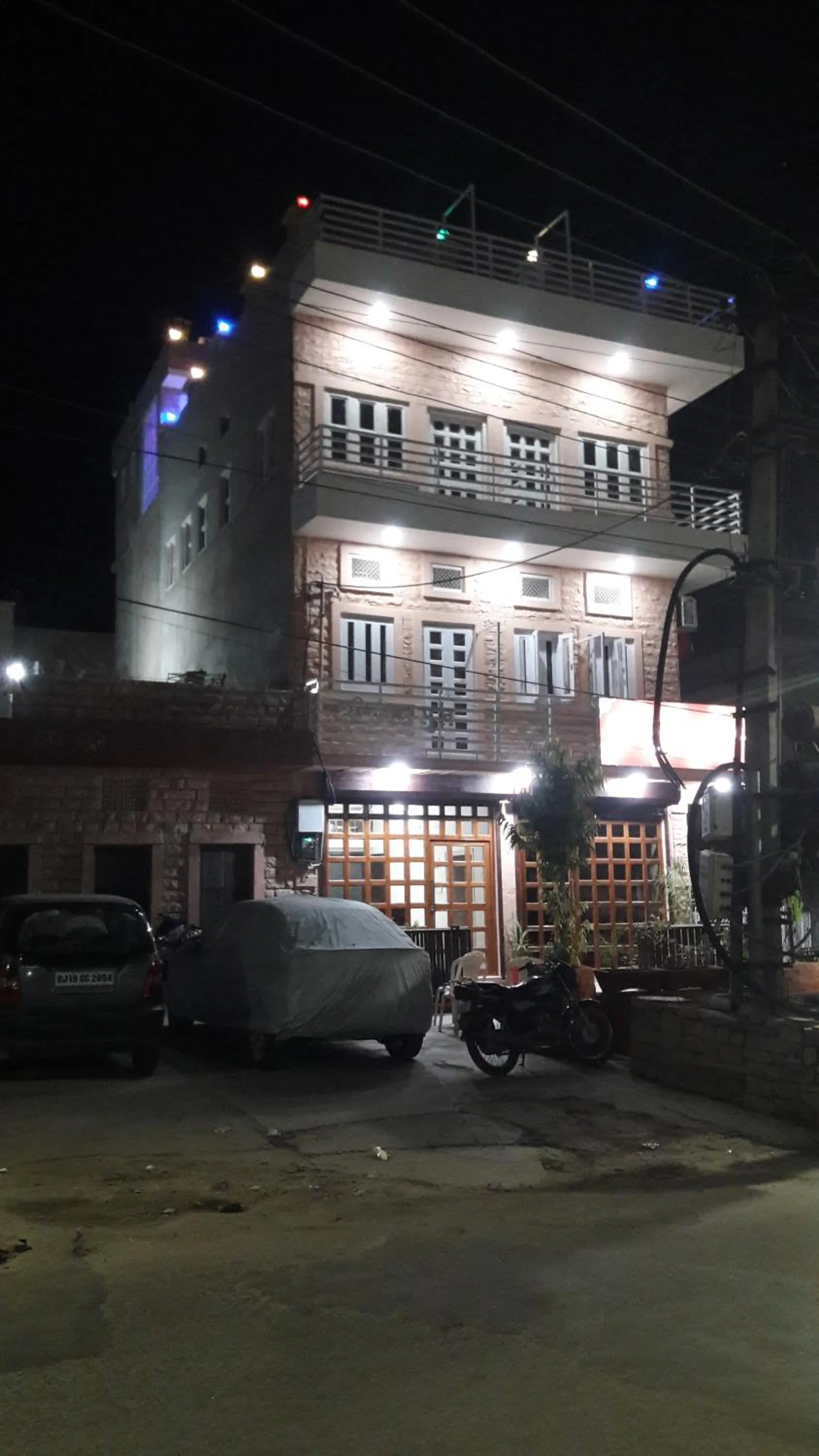 Property building in Hotel Royal Panorama