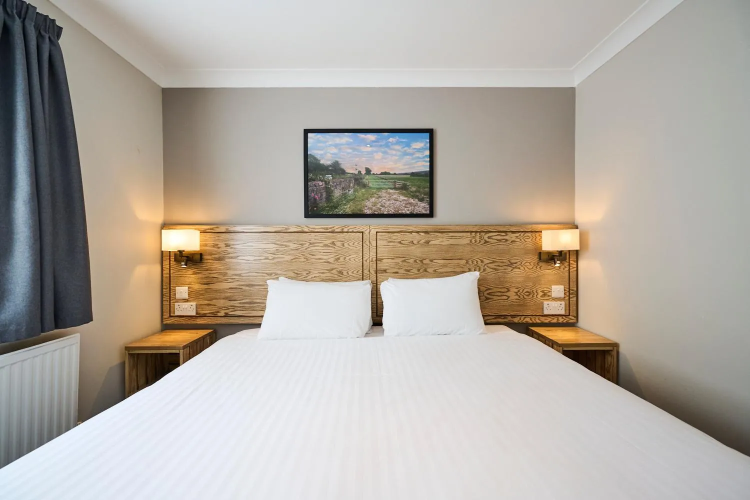 Bedroom, Bed in Red Lion, Wigan by Marston's Inns