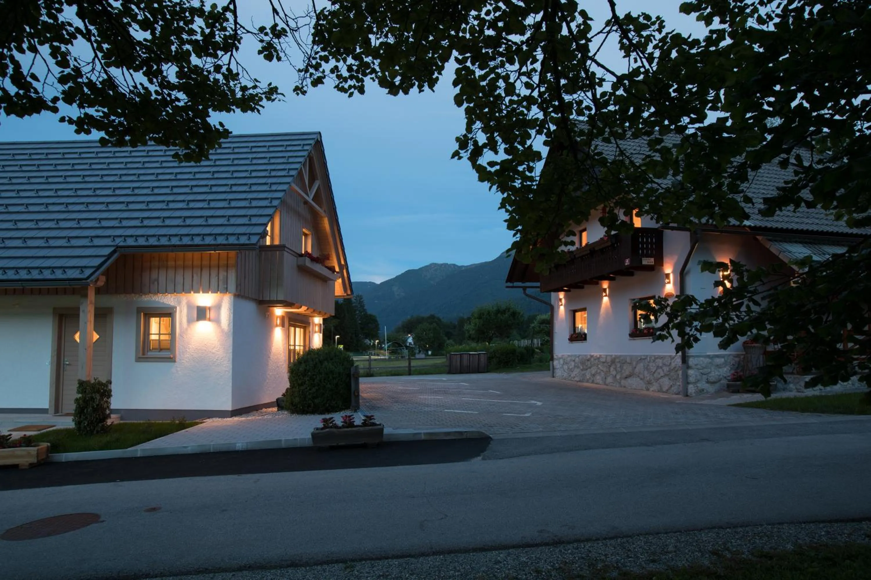 Facade/entrance in Apartments Alp
