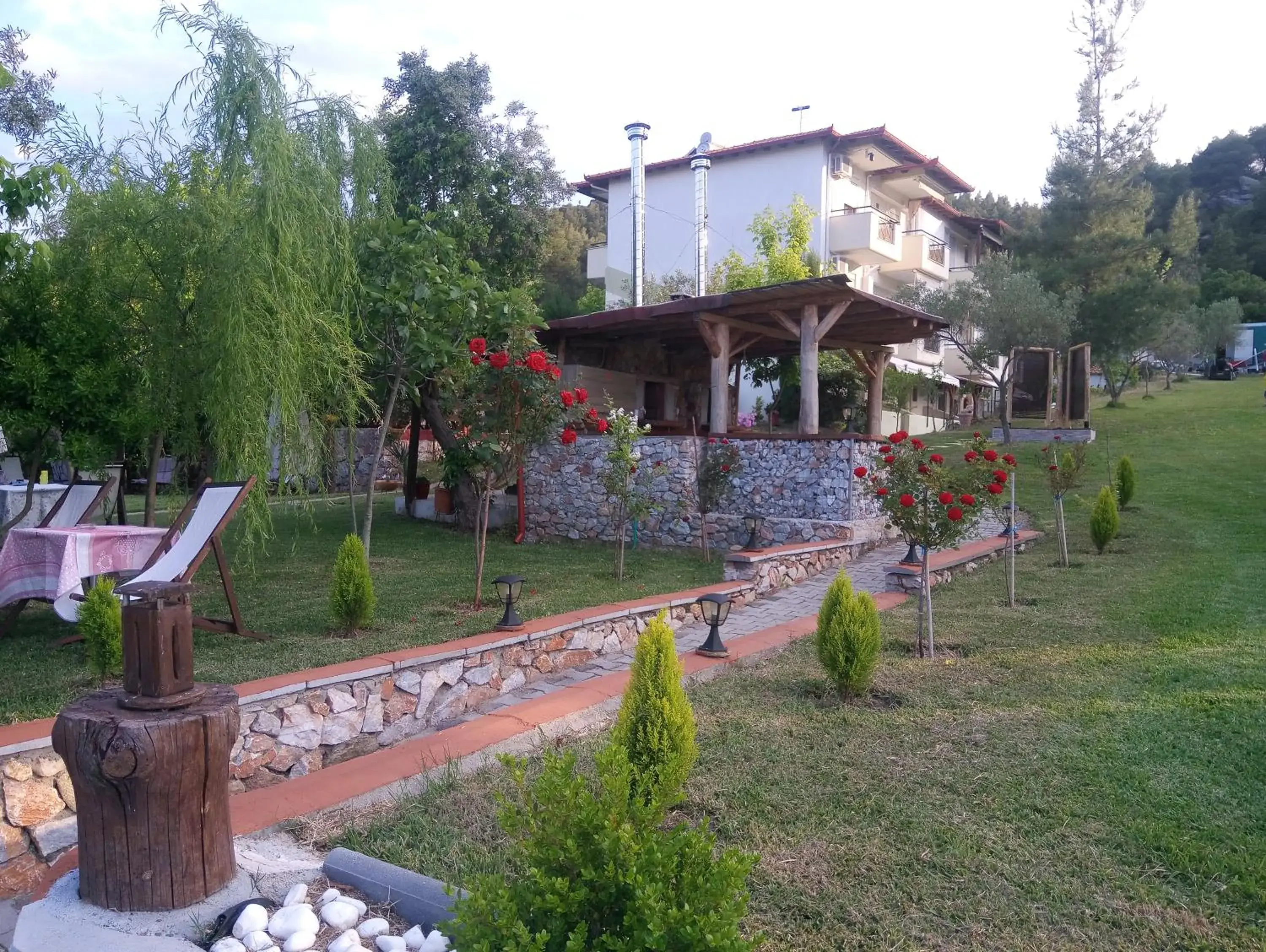 Nikos Apartments Nikos Apartments