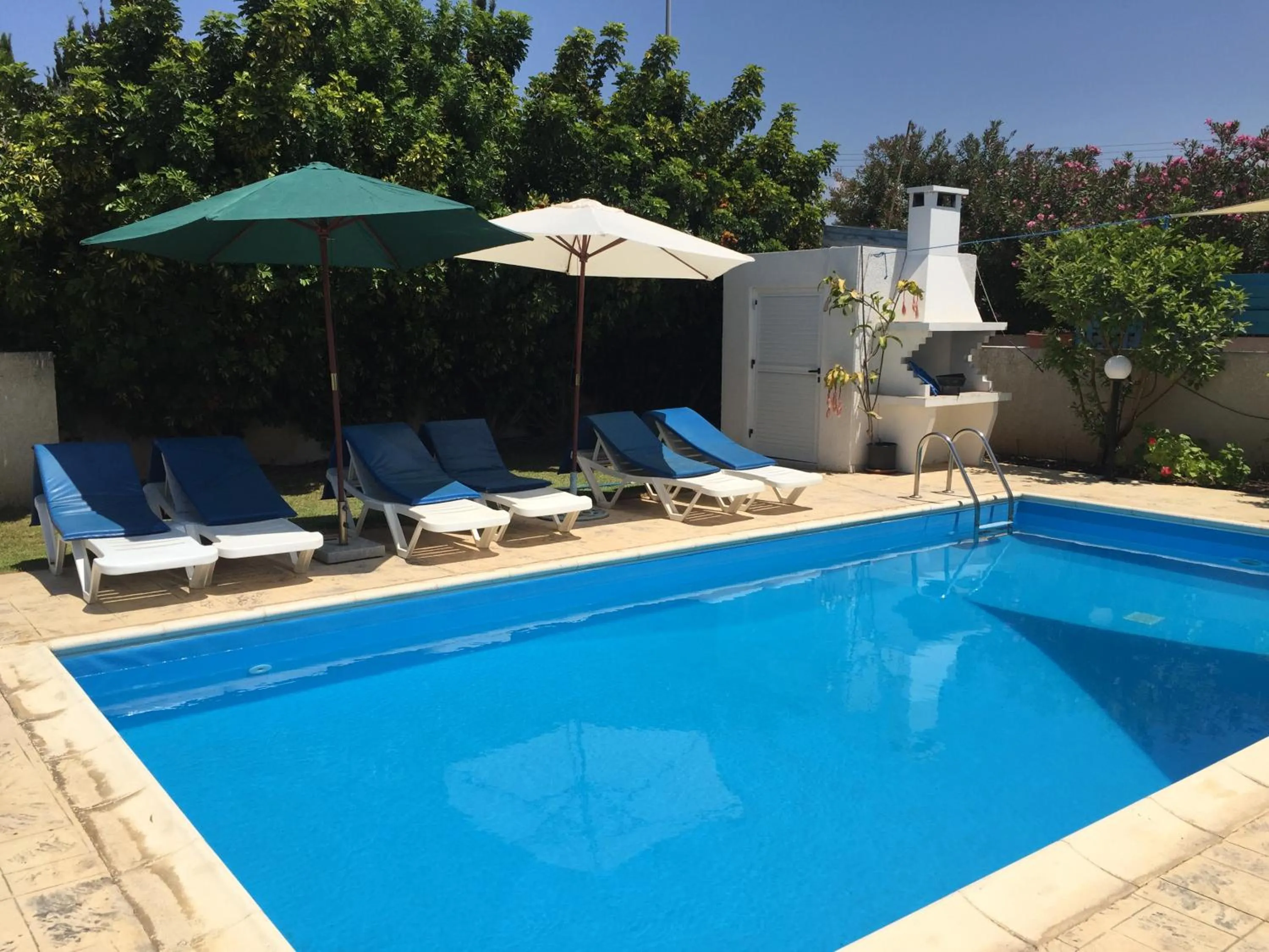 Swimming pool in Philippos Paphos villas - villa 3