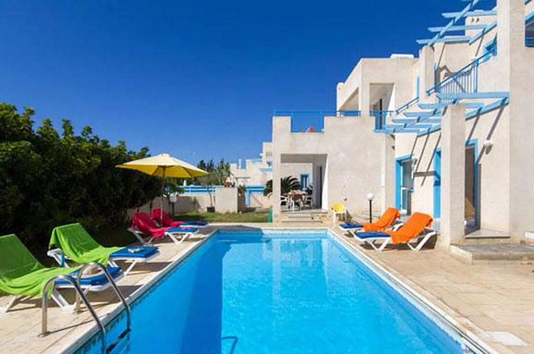 Swimming pool in Philippos Paphos villas - villa 3