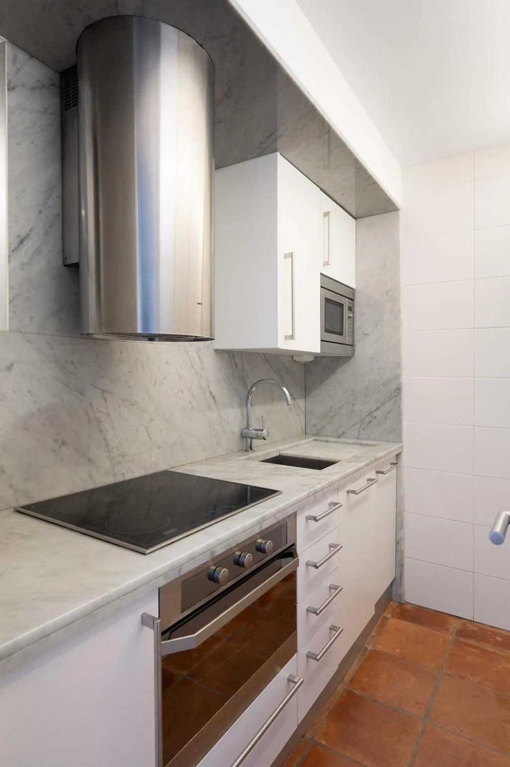 Kitchen or kitchenette in Santa Llucia Apartaments
