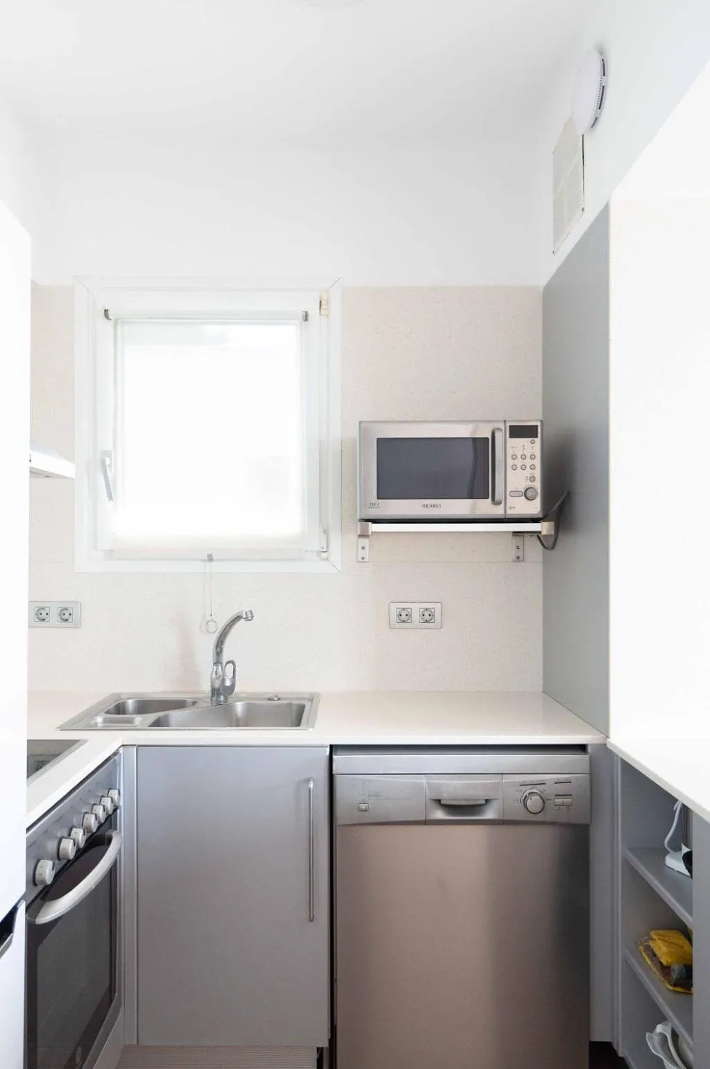Kitchen or kitchenette in Santa Llucia Apartaments